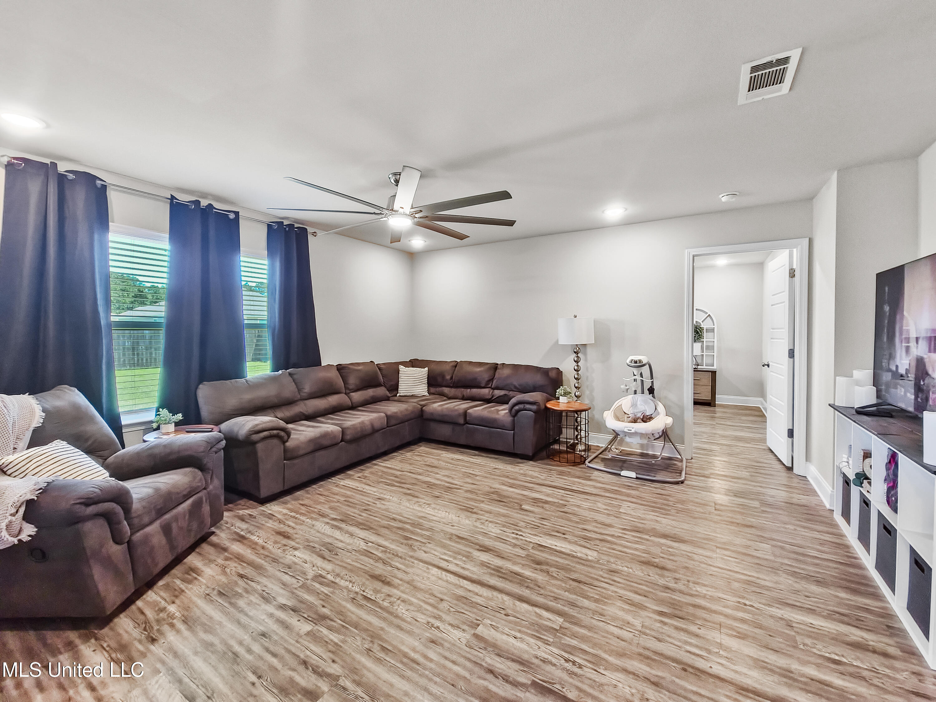 10236 Willow Leaf Drive, Gulfport, Mississippi image 12