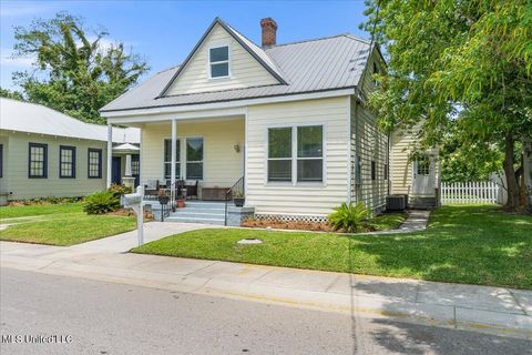 Single Family Residence in Biloxi MS 230 Reynoir Street.jpg