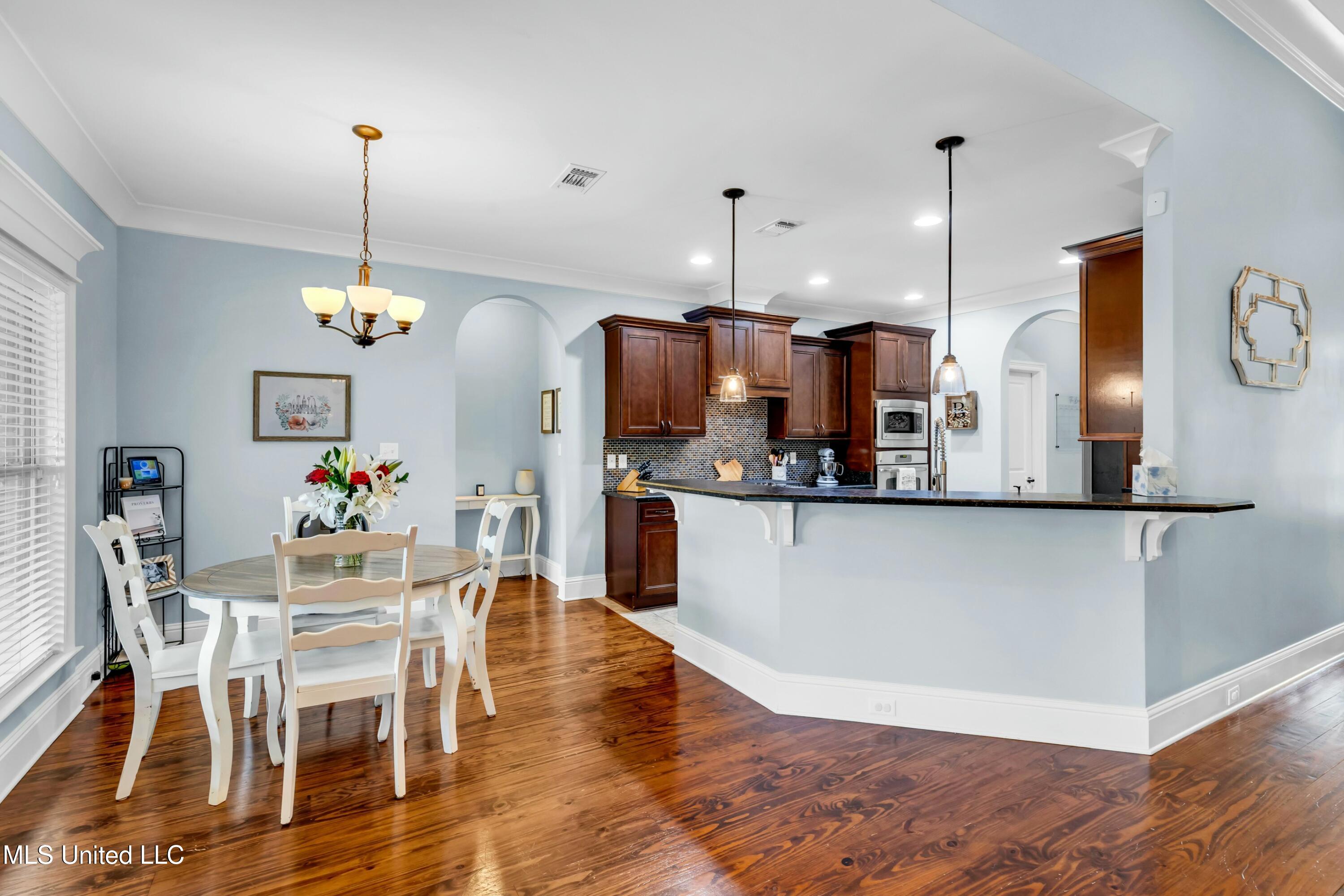 944 Caroline Drive, Biloxi, Mississippi image 11