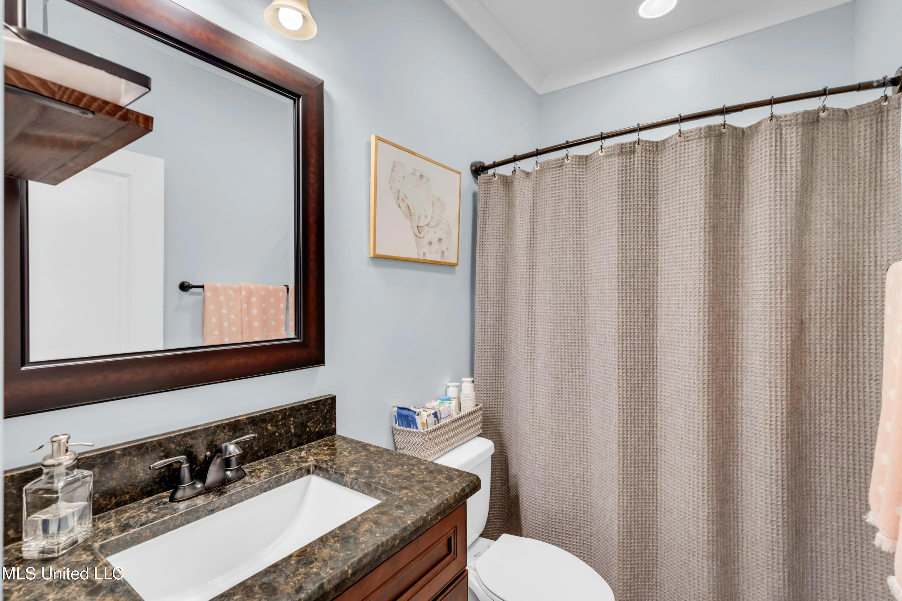 944 Caroline Drive, Biloxi, Mississippi image 28