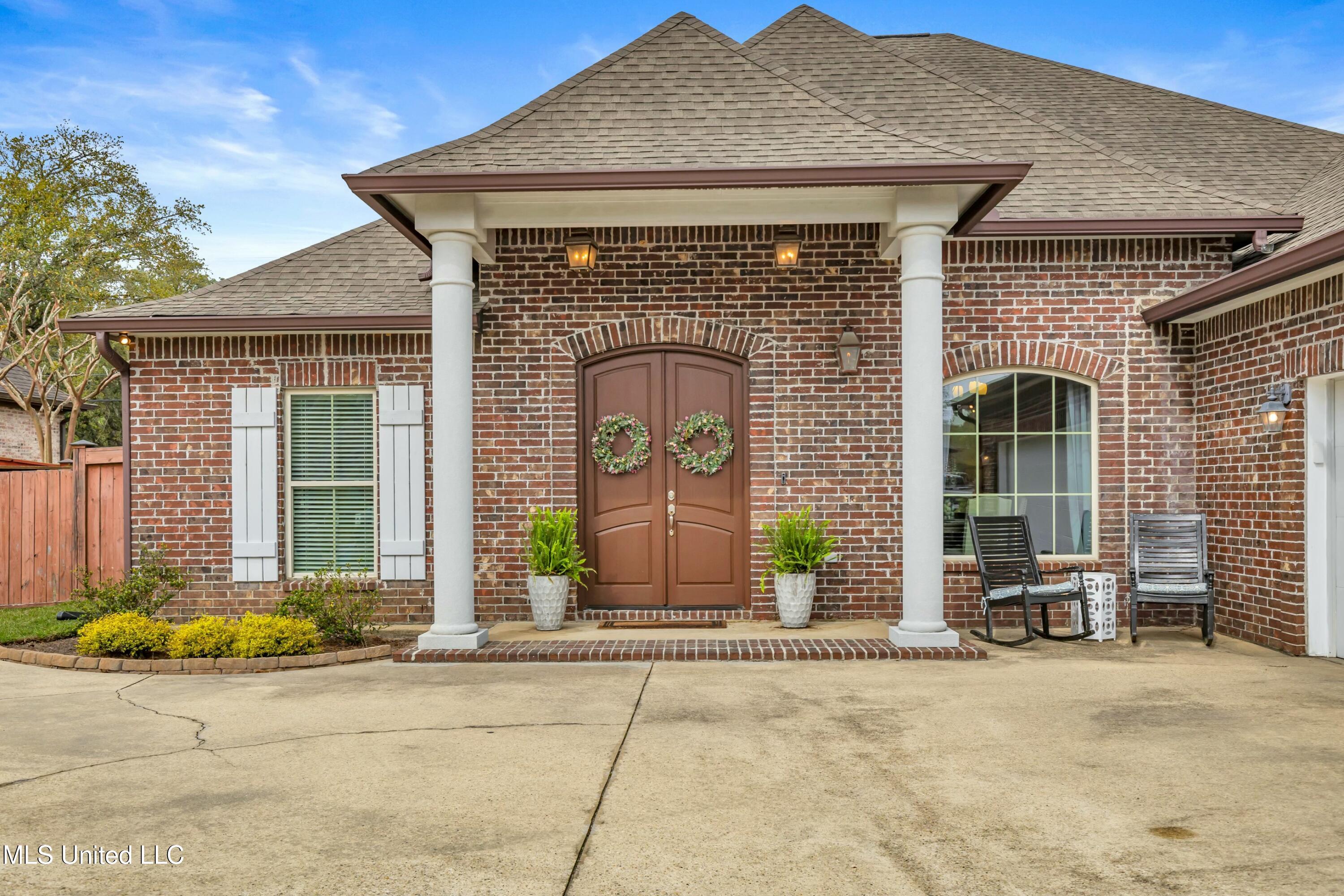 944 Caroline Drive, Biloxi, Mississippi image 5