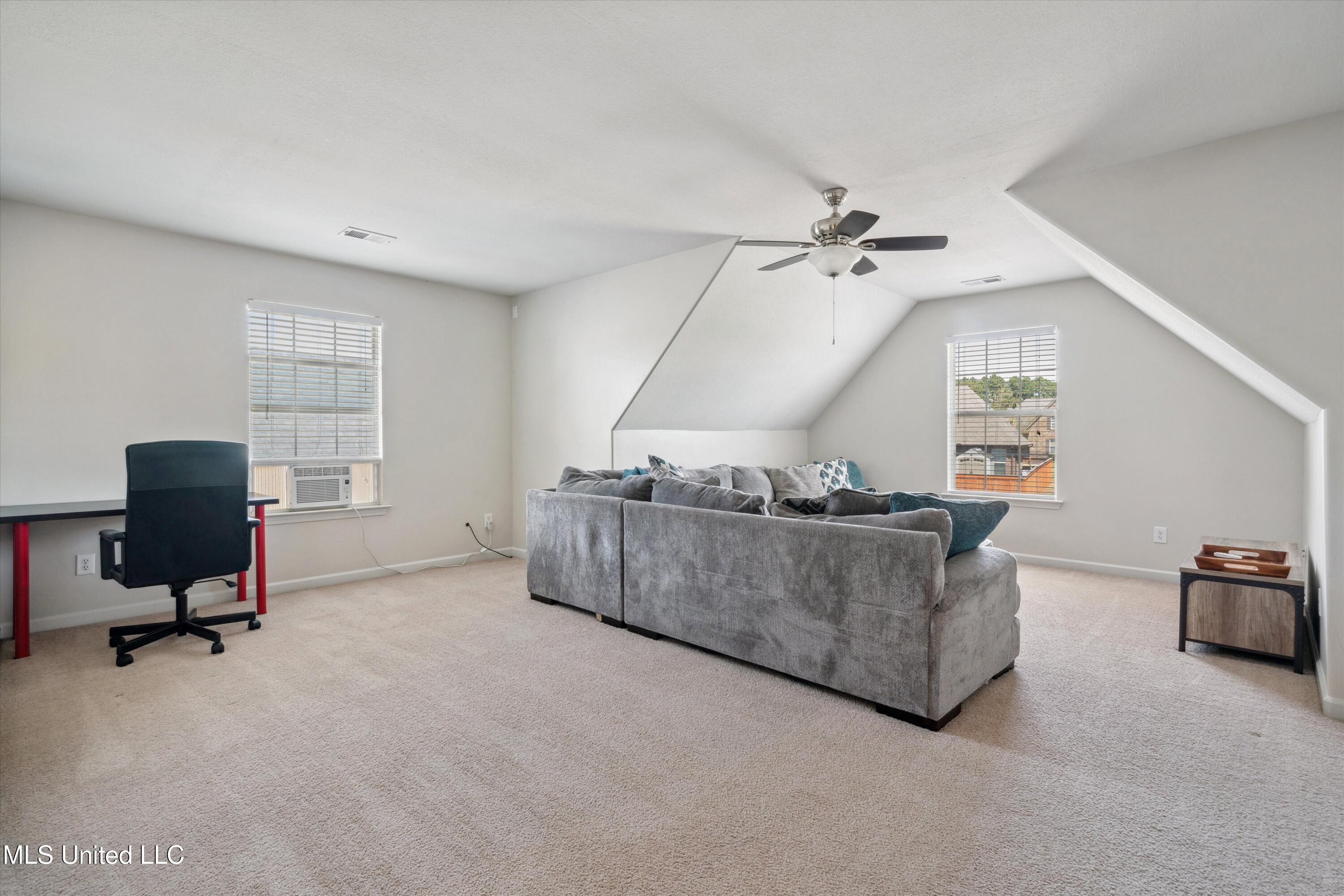 5830 E Bedford Loop, Southaven, Mississippi image 23