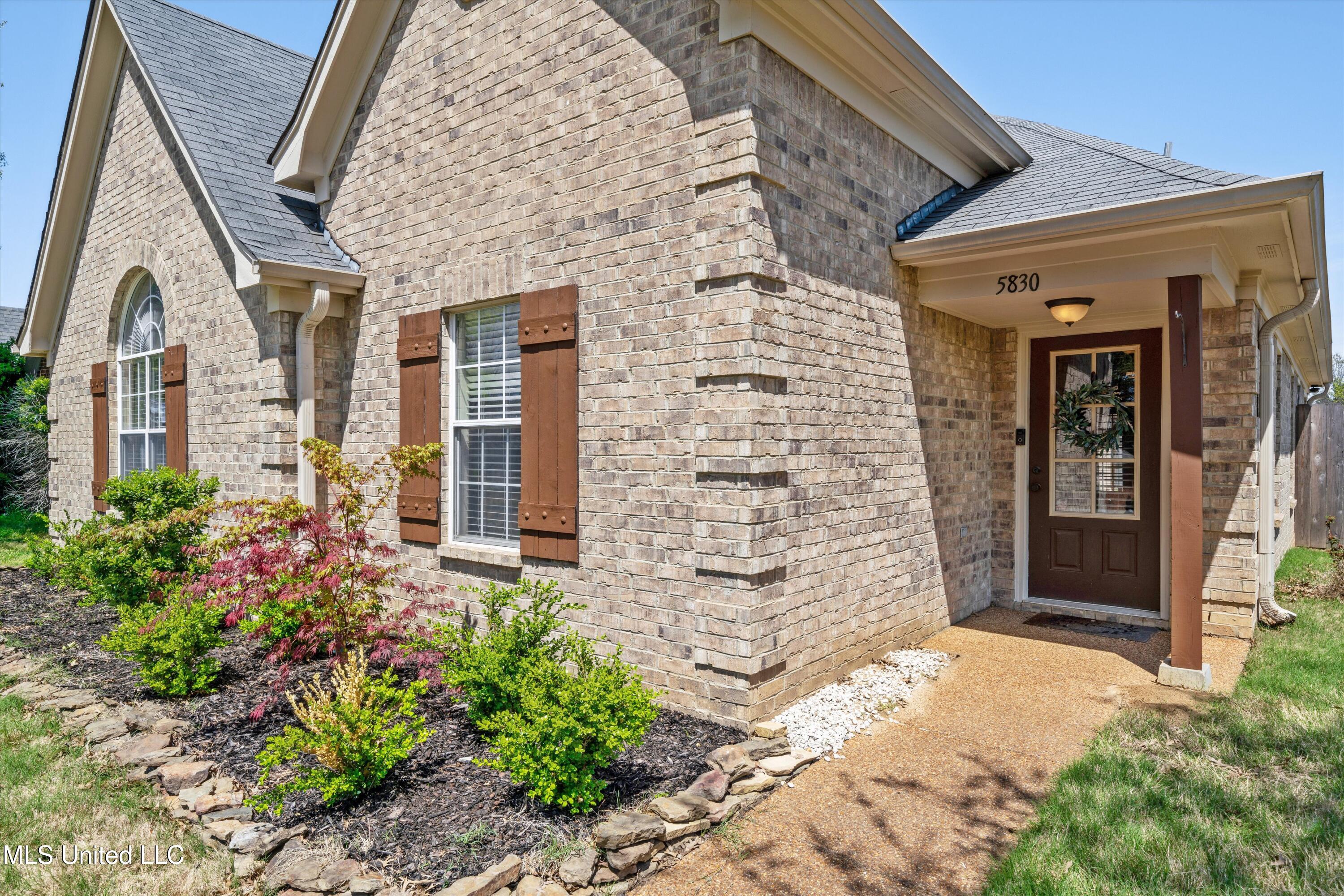5830 E Bedford Loop, Southaven, Mississippi image 4