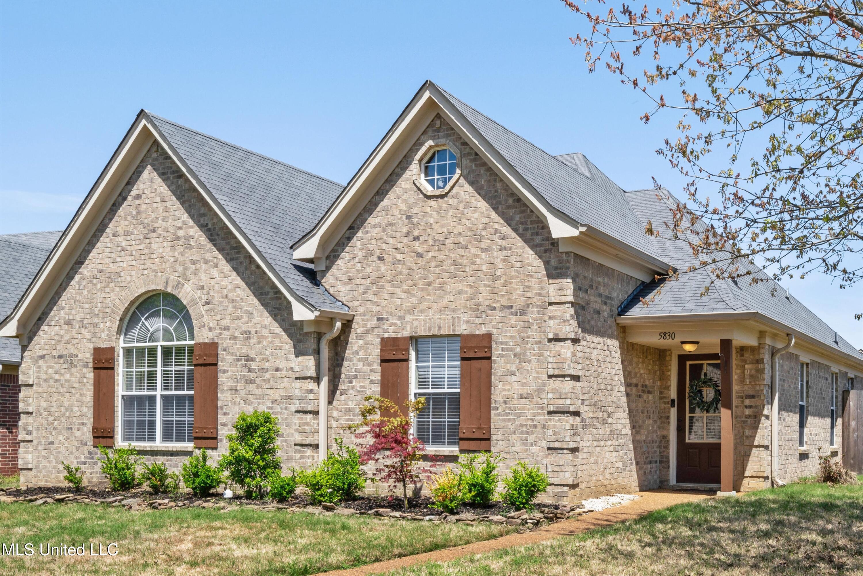5830 E Bedford Loop, Southaven, Mississippi image 2