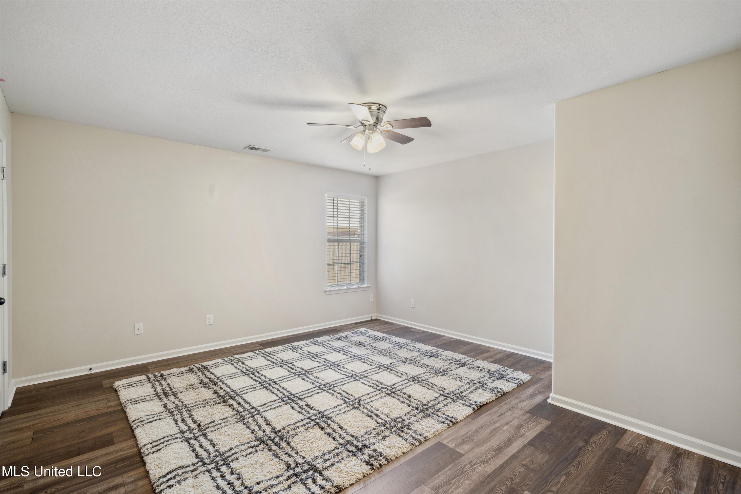 5830 E Bedford Loop, Southaven, Mississippi image 22