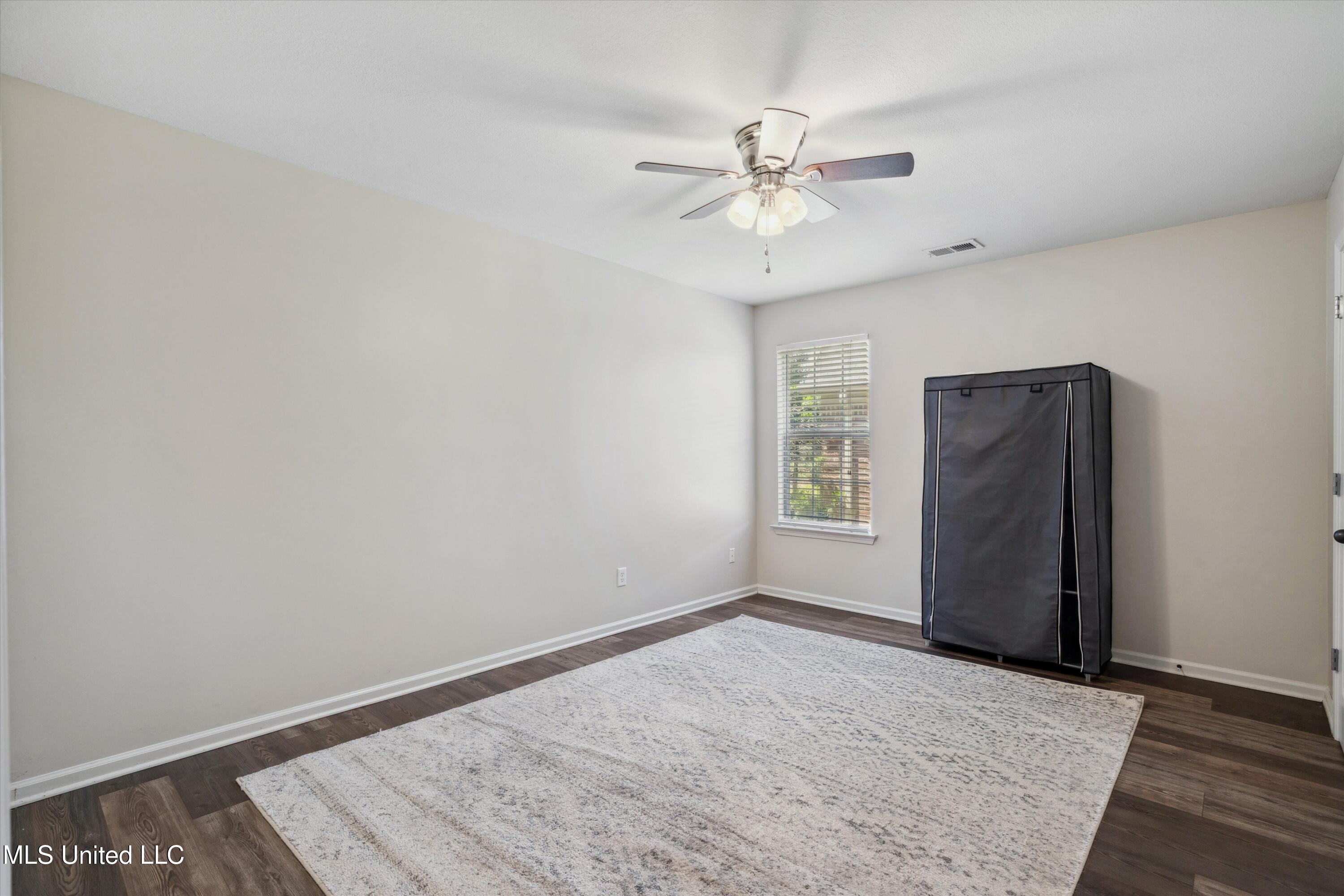 5830 E Bedford Loop, Southaven, Mississippi image 20