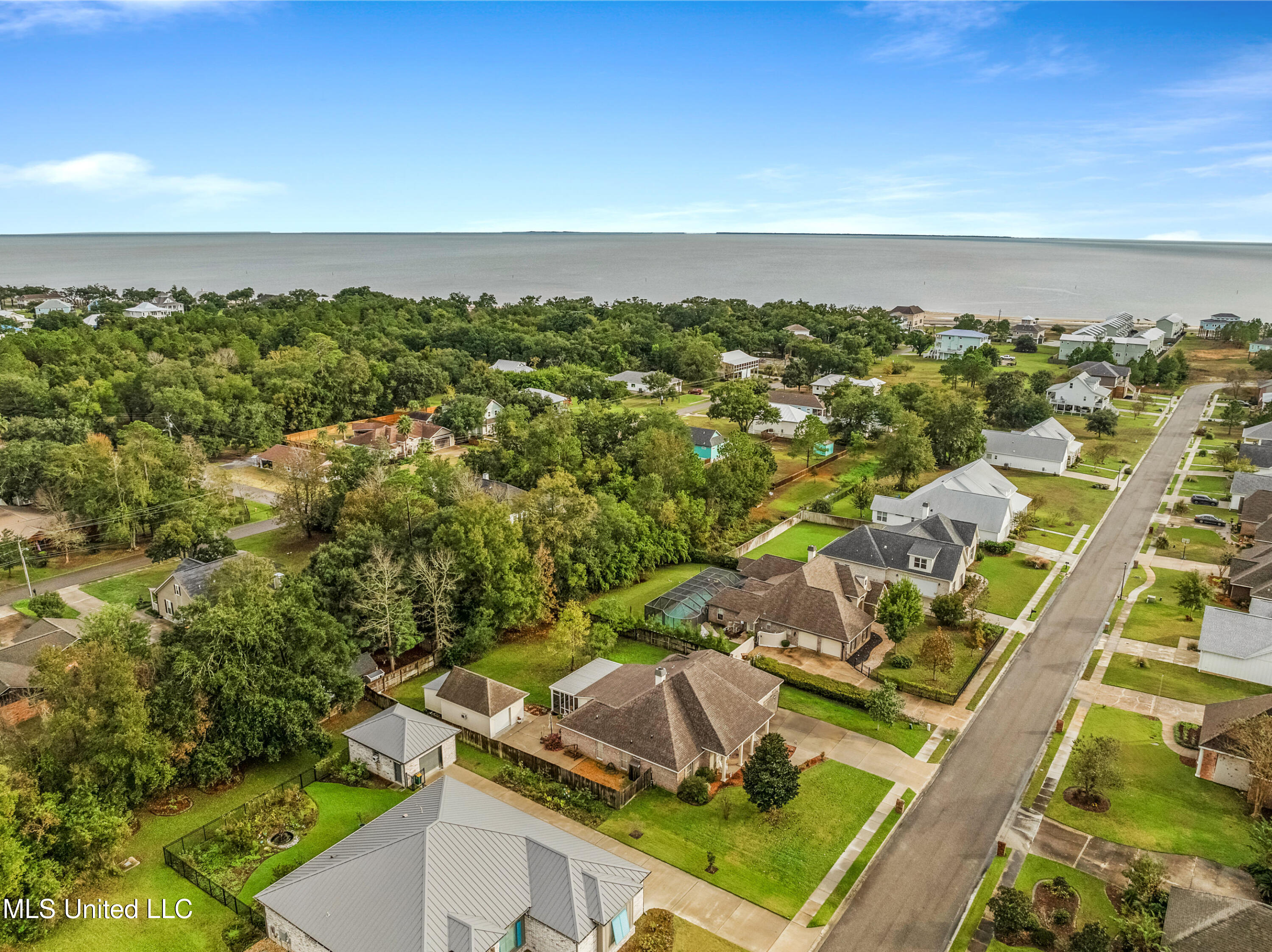 136 Sea Oaks Boulevard, Long Beach, Mississippi image 3