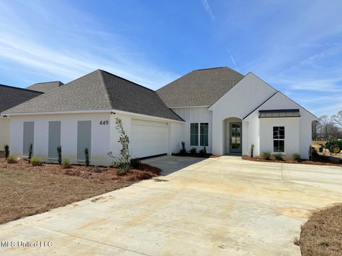 Homes For Sale - 449 Aurora Circle<br/> Canton, MS 39046