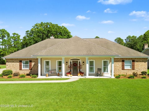 Homes For Sale - 12480 Highland Drive<br/> Gulfport, MS 39503