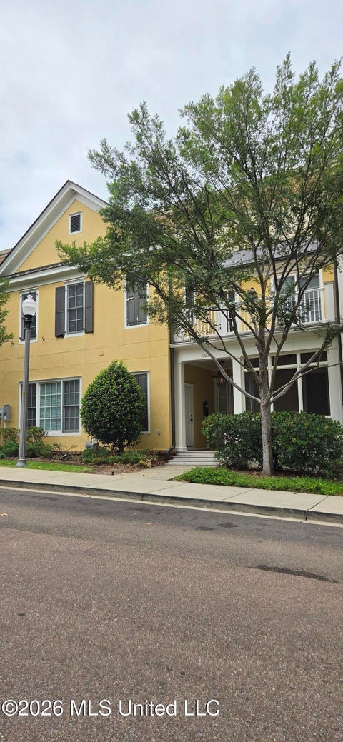 Townhouse For Rent - 710 Manship Street<br/> Hinds County, Jackson, MS 39202