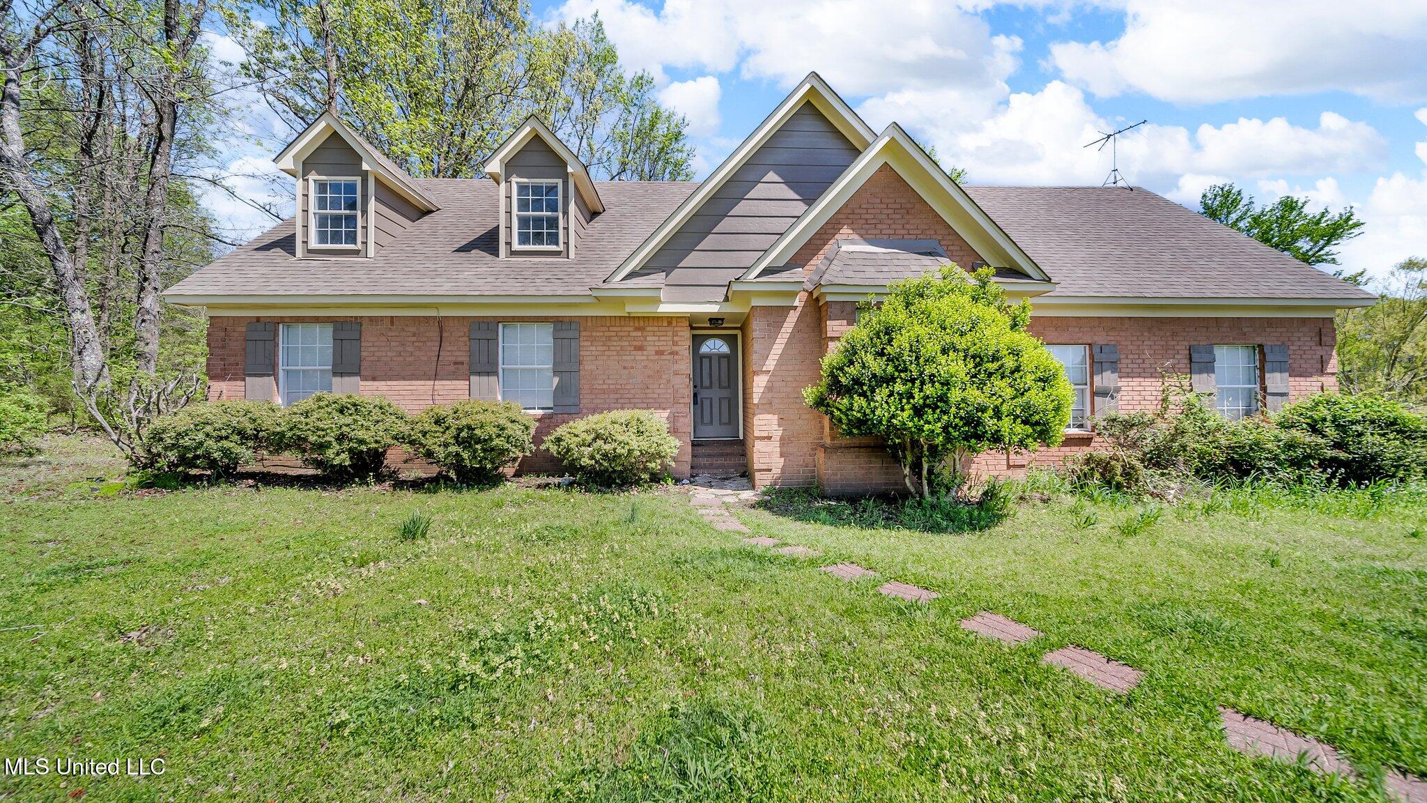 5086 Elmore Road, Southaven, Mississippi image 1