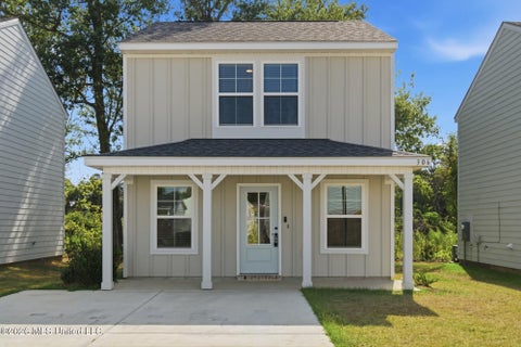 Homes For Sale - 310 Meadows Lane<br/> Gulfport, MS 39507