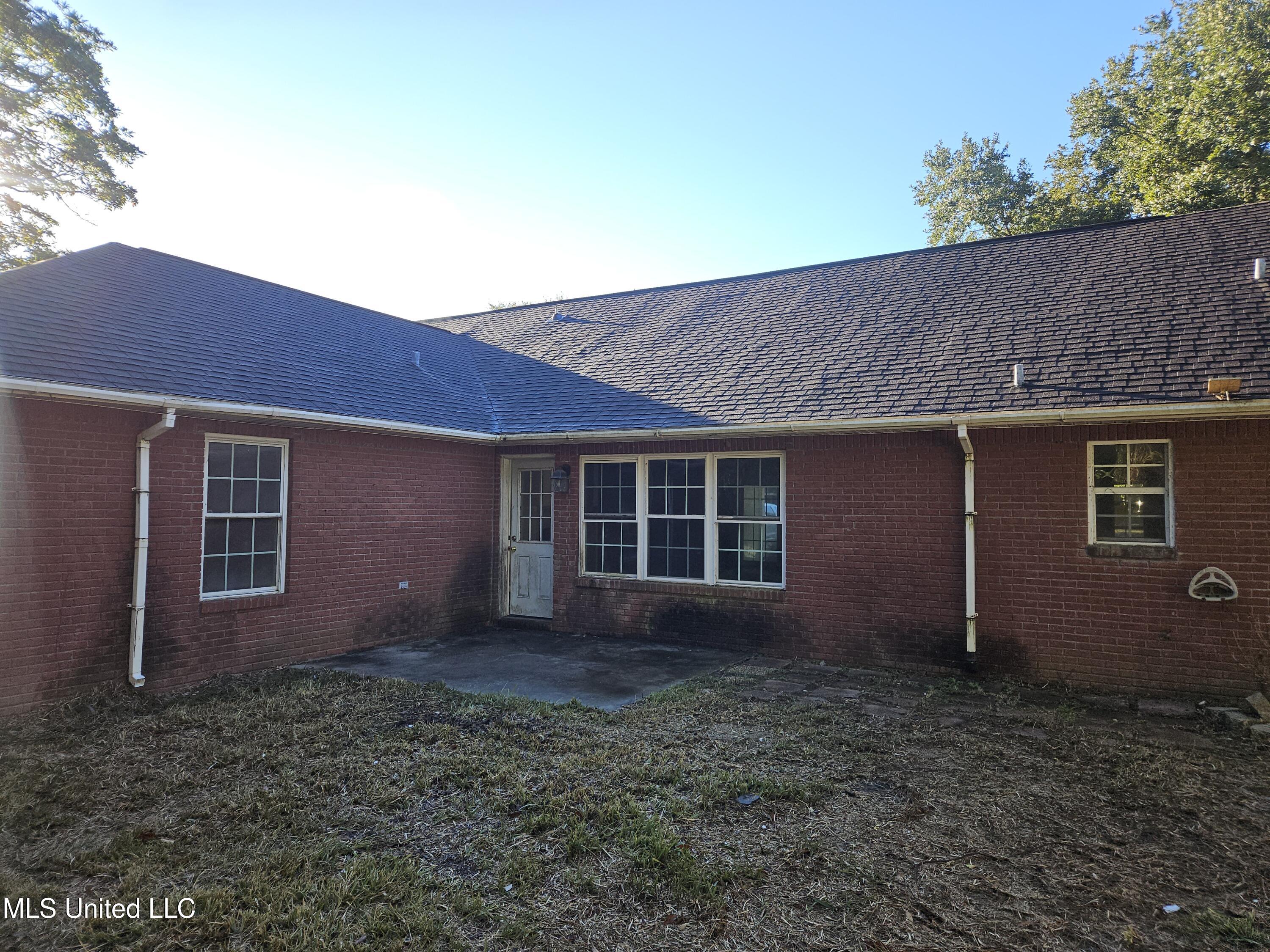 6900 Red Bud Lane, Ocean Springs, Mississippi image 12