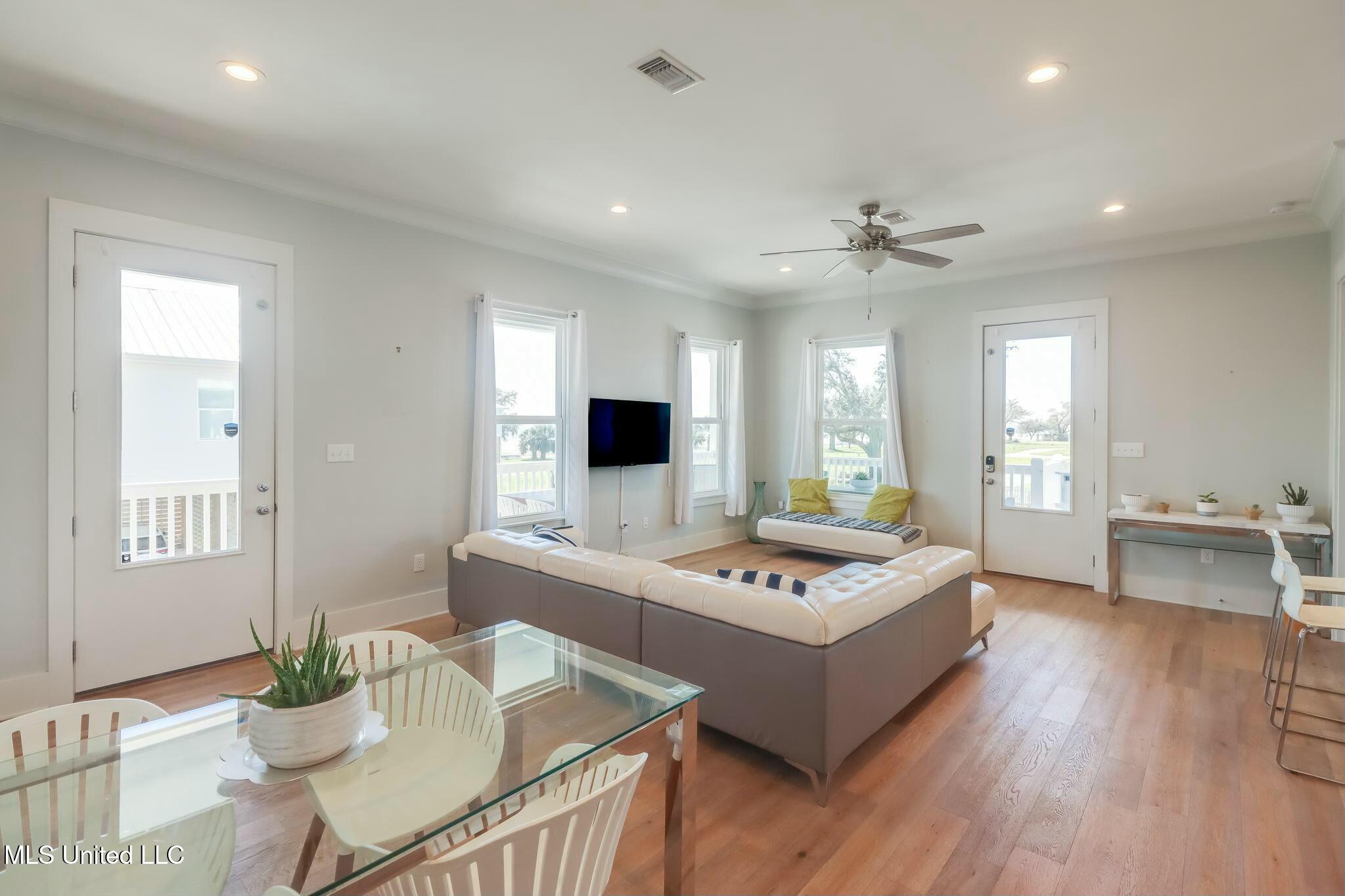 502 Woodward Avenue, Gulfport, Mississippi image 4