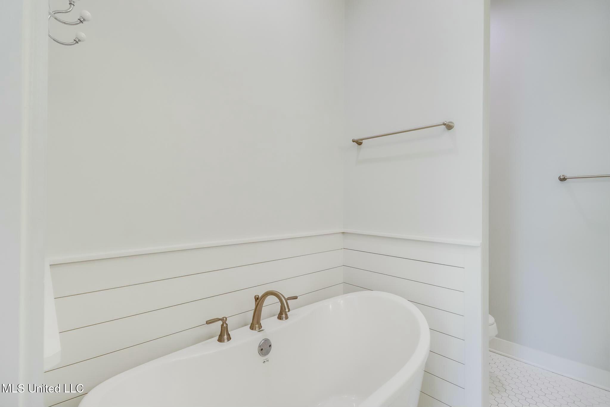 502 Woodward Avenue, Gulfport, Mississippi image 17