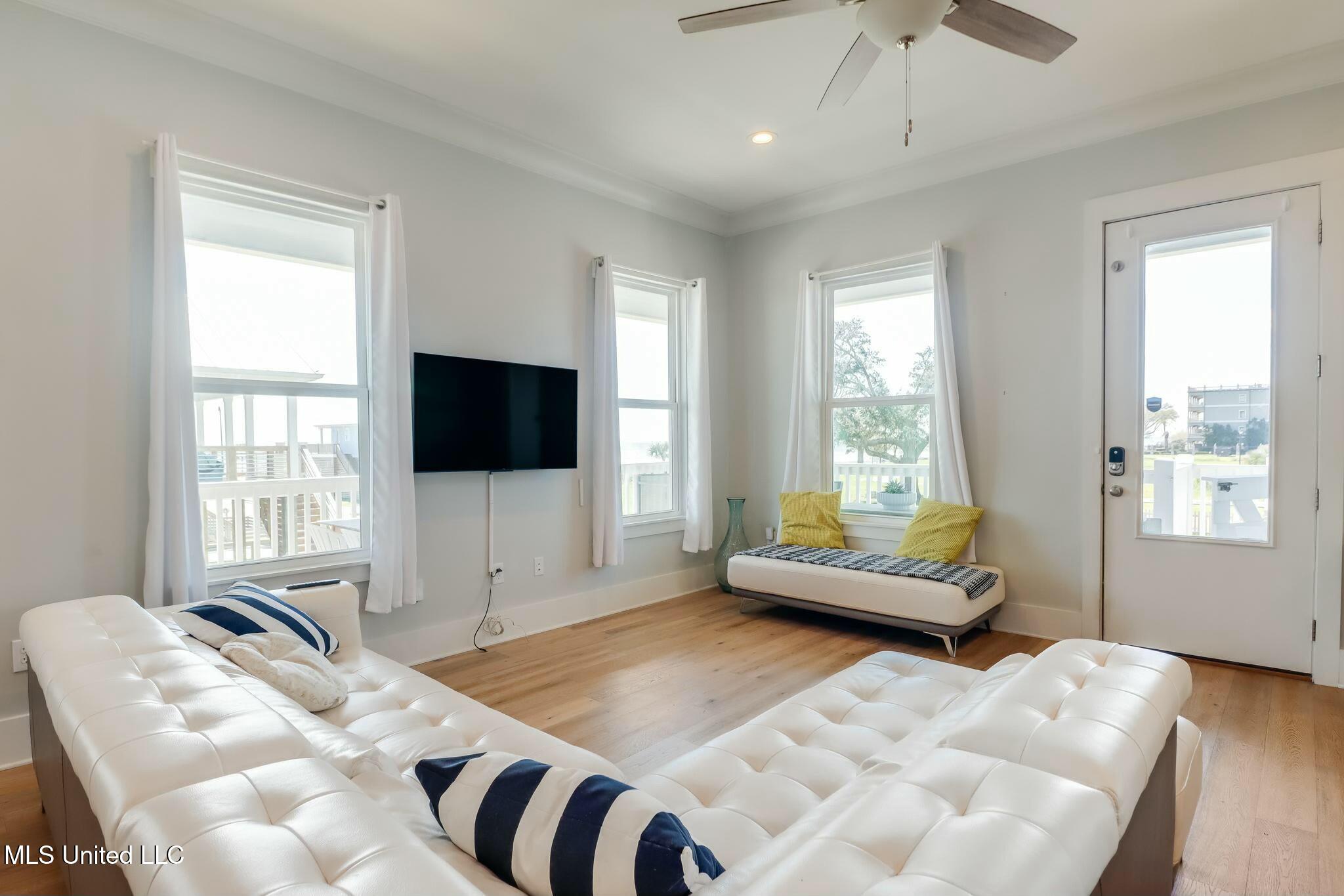 502 Woodward Avenue, Gulfport, Mississippi image 7