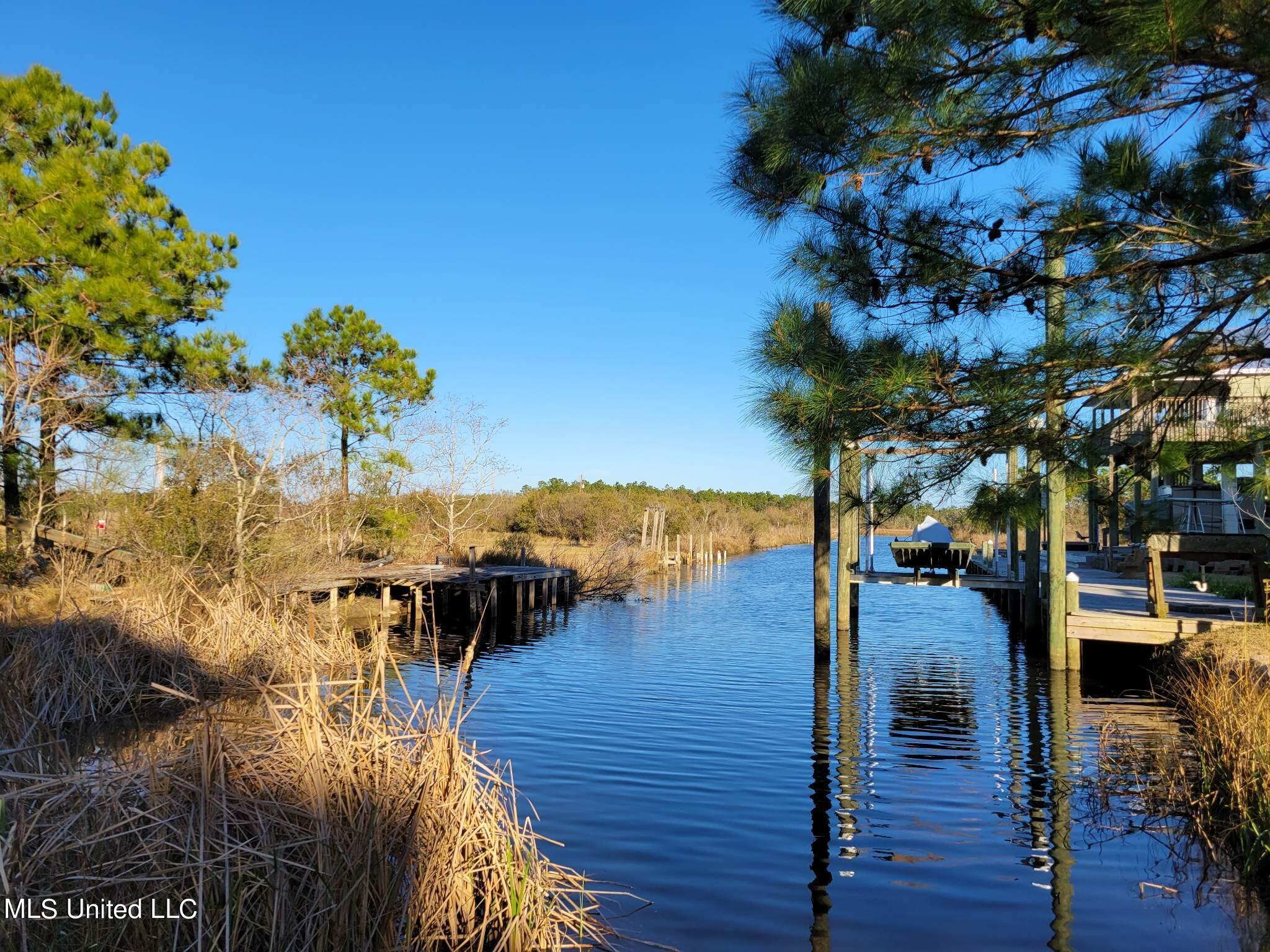 9043 Saint Ann Drive, Bay Saint Louis, Mississippi image 1