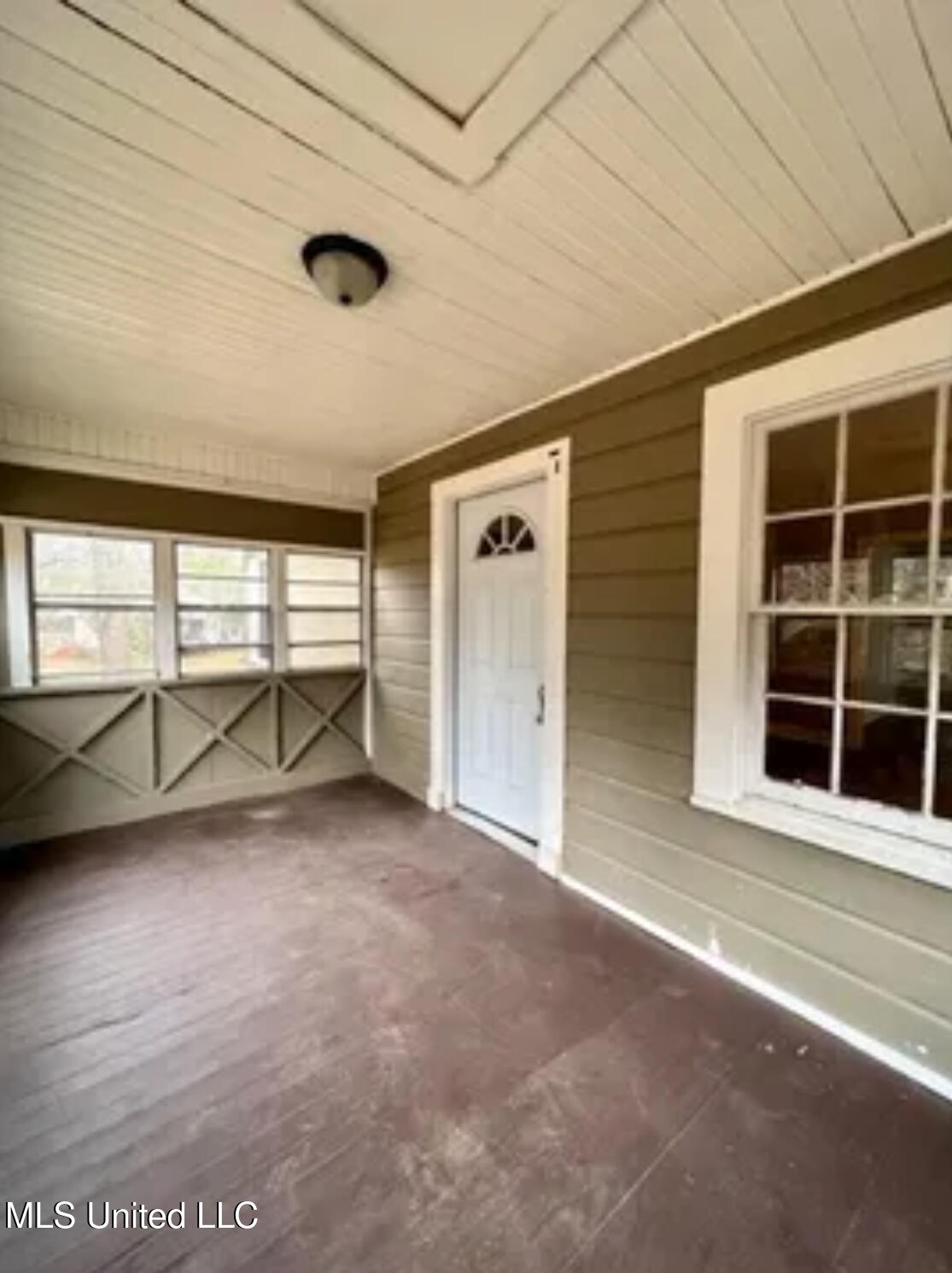 2206 N 3rd Avenue, Laurel, Mississippi image 15