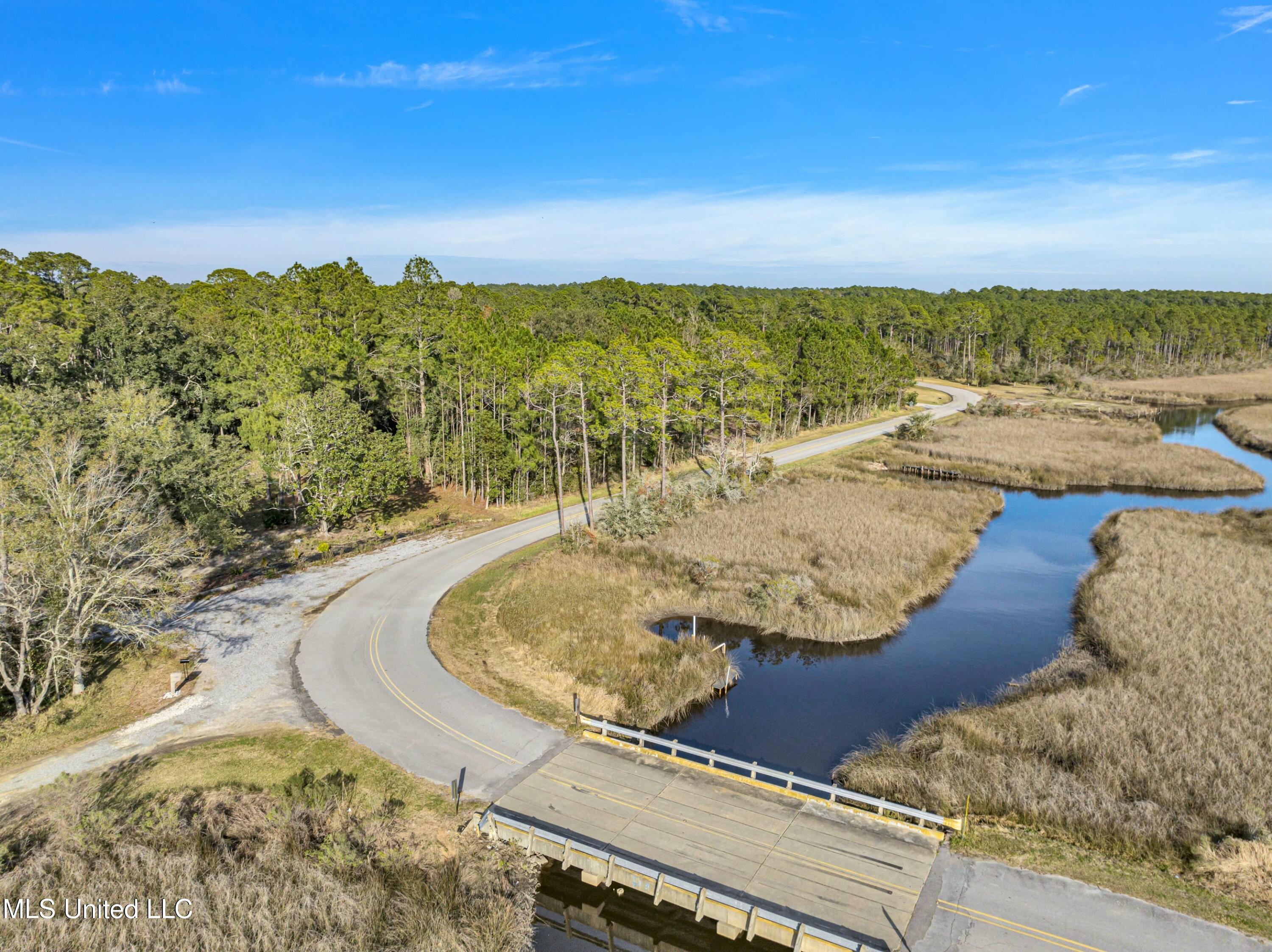 4009 Orange Grove Road, Moss Point, Mississippi image 8