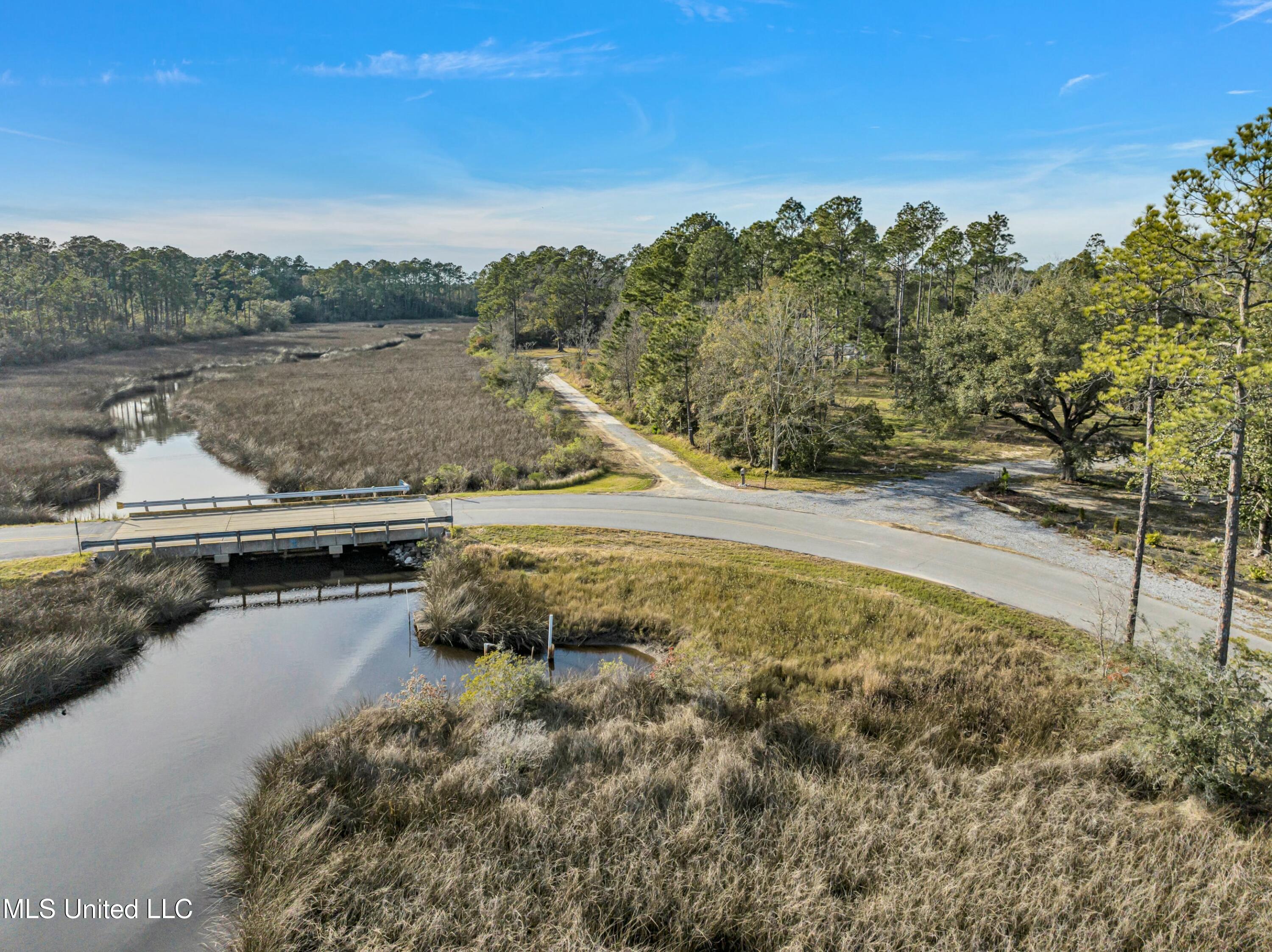 4009 Orange Grove Road, Moss Point, Mississippi image 1