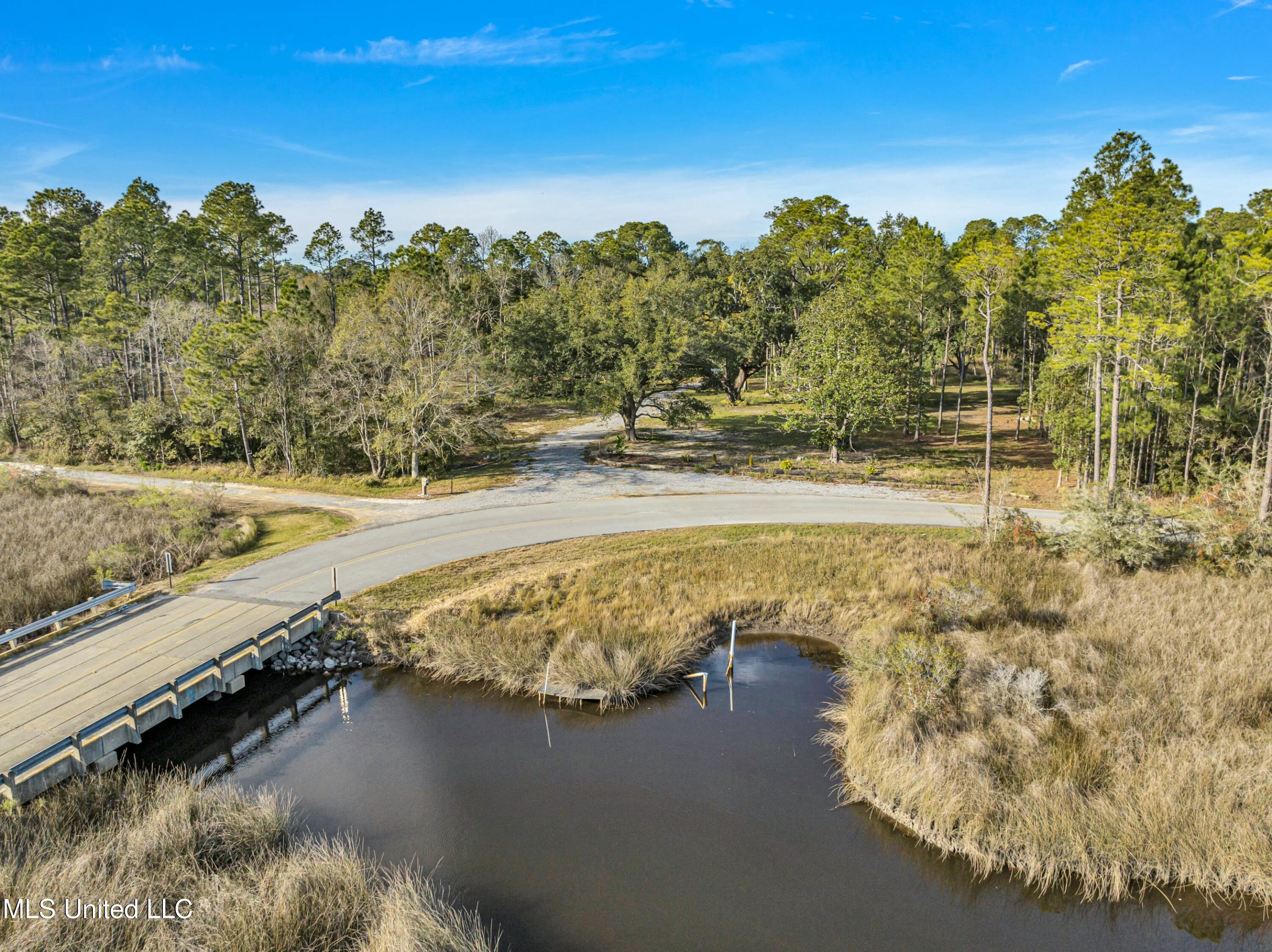 4009 Orange Grove Road, Moss Point, Mississippi image 9