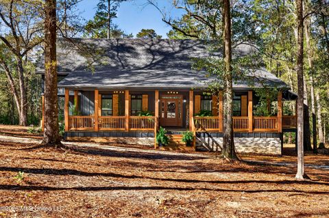 Homes For Sale - 445 Live Oak Drive<br/> Lucedale, MS 39452