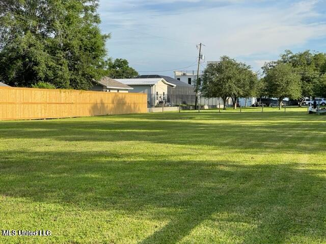 746 E 2nd Street, Pass Christian, Mississippi image 3