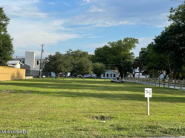 746 E 2nd Street, Pass Christian, Mississippi image 2