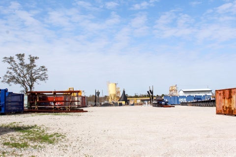 Vacant Land For Sale - 2301 Petit Bois Street<br/> Pascagoula, MS 39581