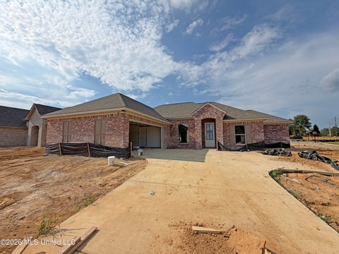 Homes For Sale - 345 Brookfield Circle<br/> Rankin County, Brandon, MS 39042