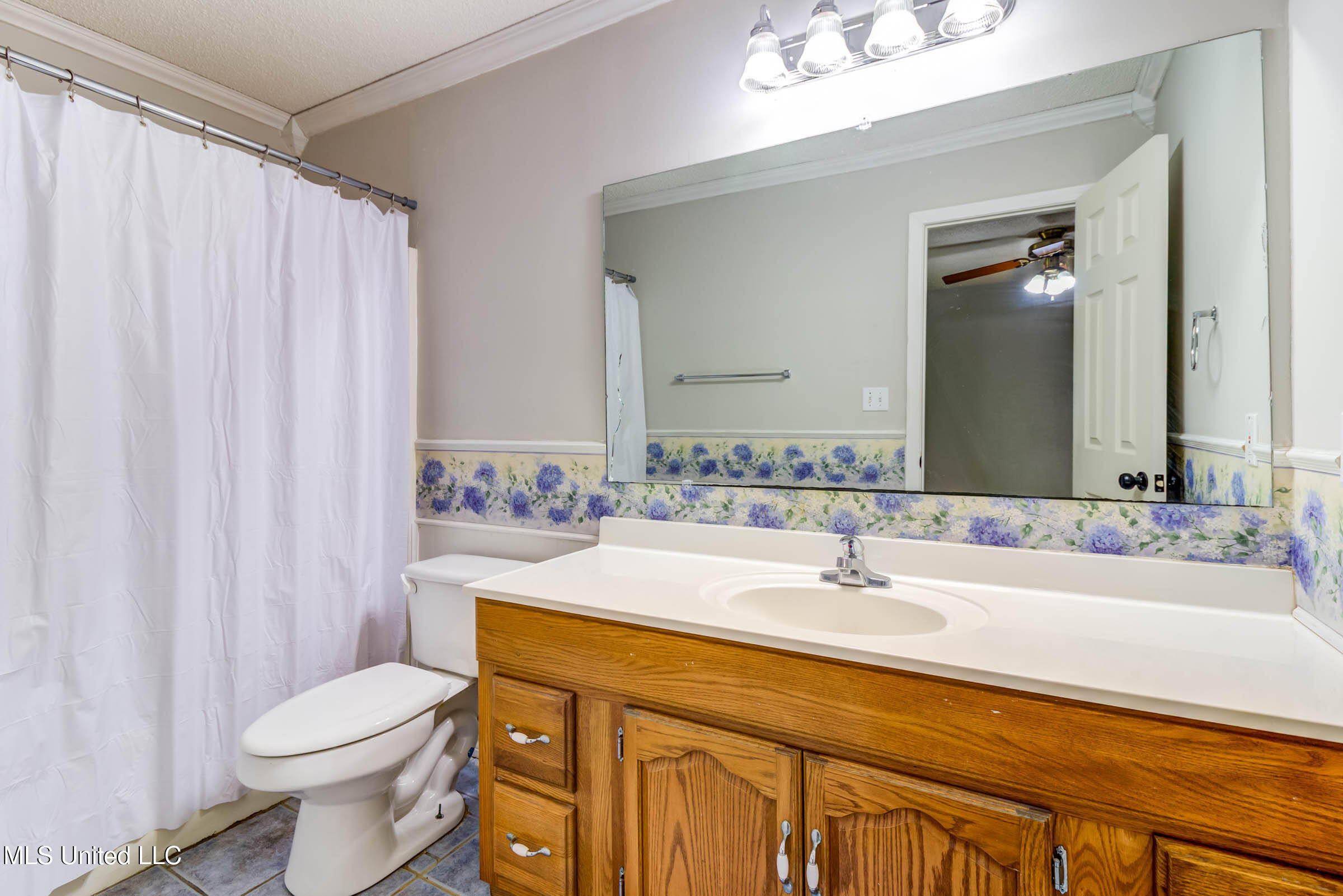 3217 N 2nd Street, Ocean Springs, Mississippi image 22