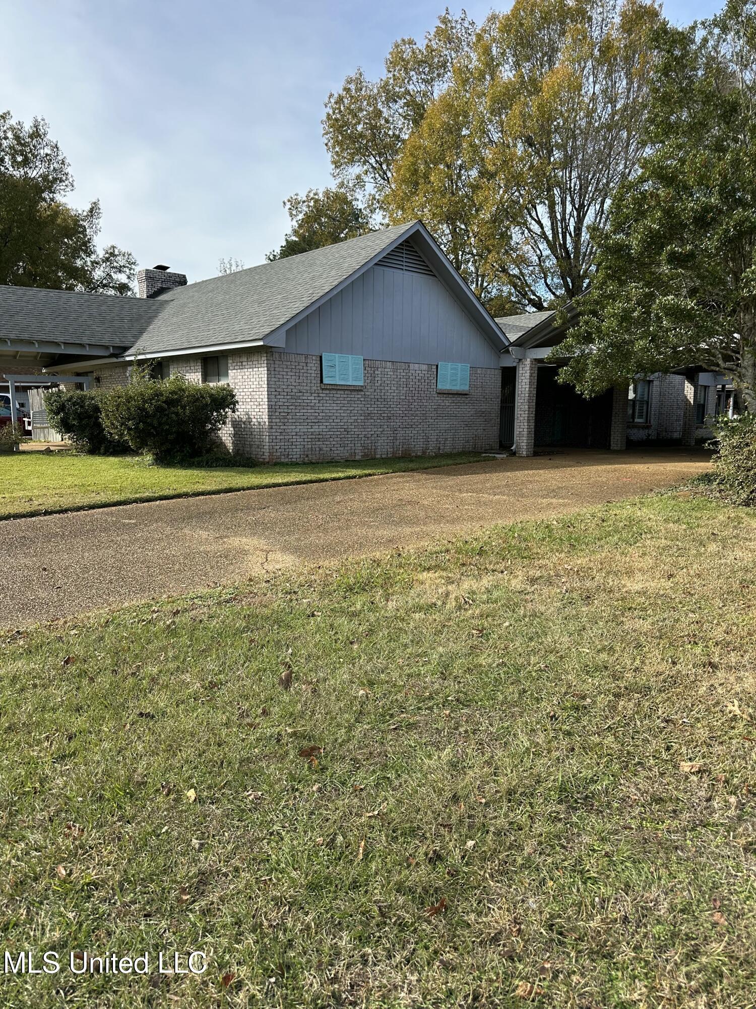 401 Spike Ridge, Canton, Mississippi image 4