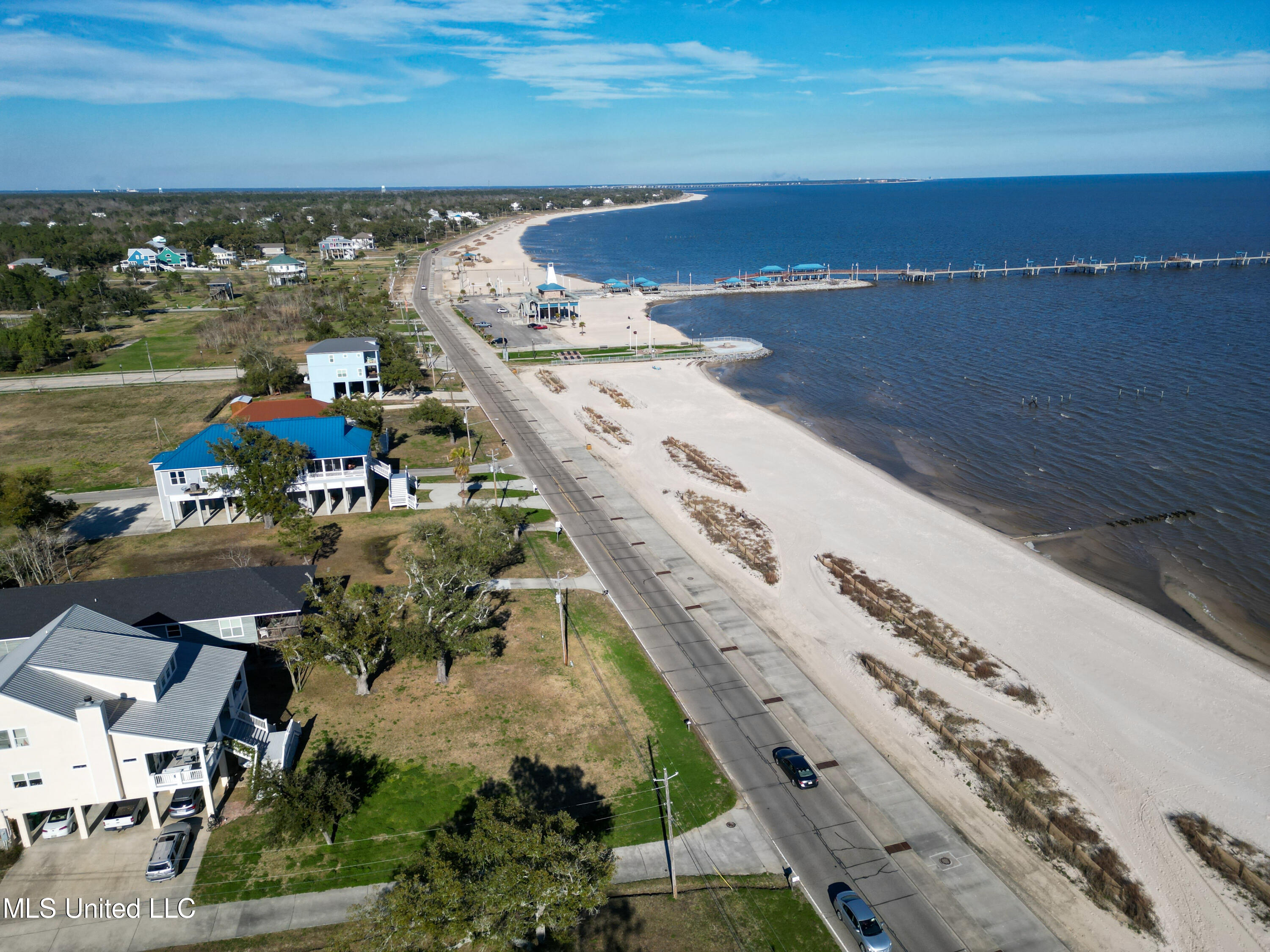 130 N Beach Boulevard, Waveland, Mississippi image 2