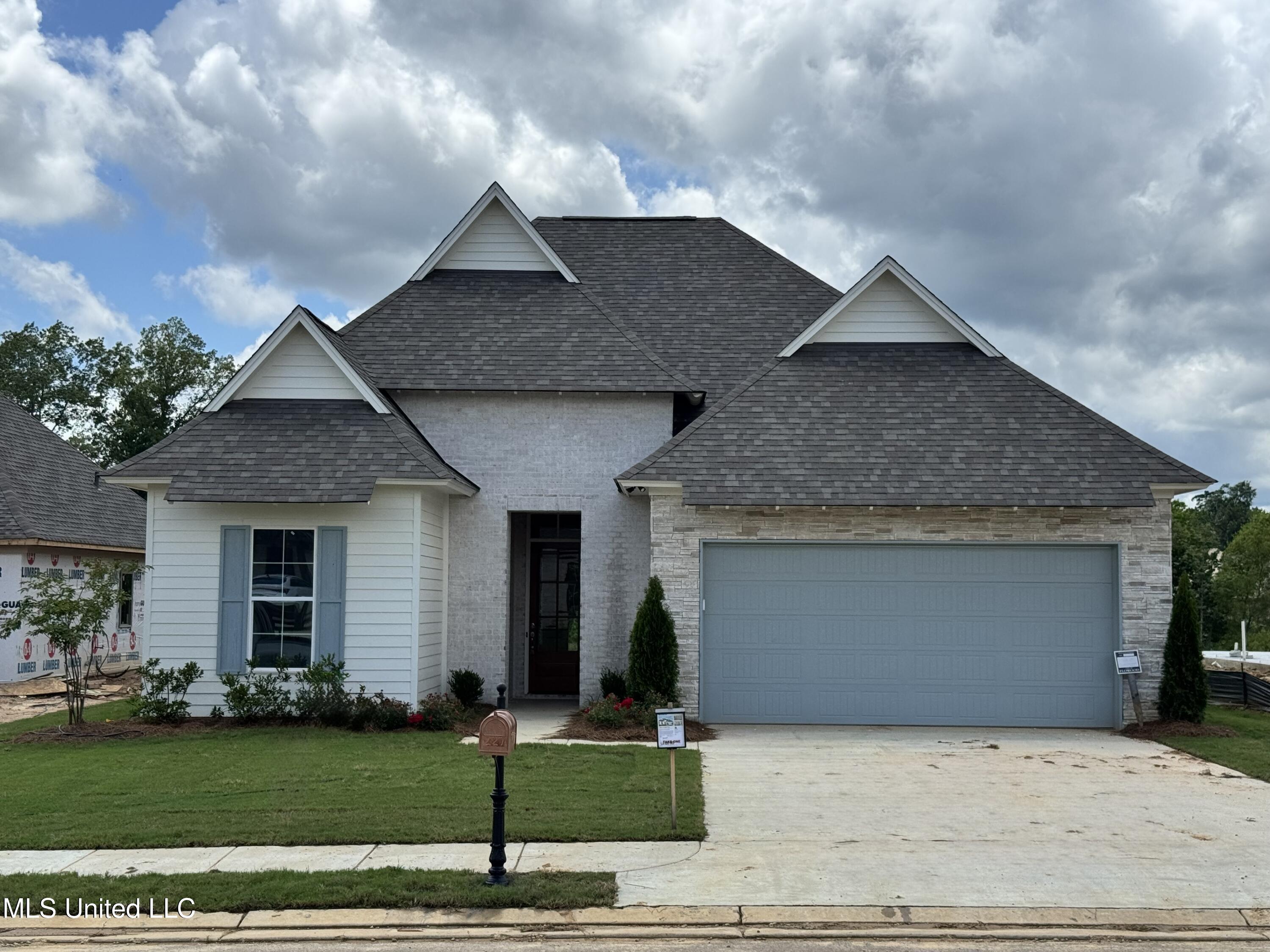 227 Bronson Bend Bnd, Flowood, Mississippi image 1