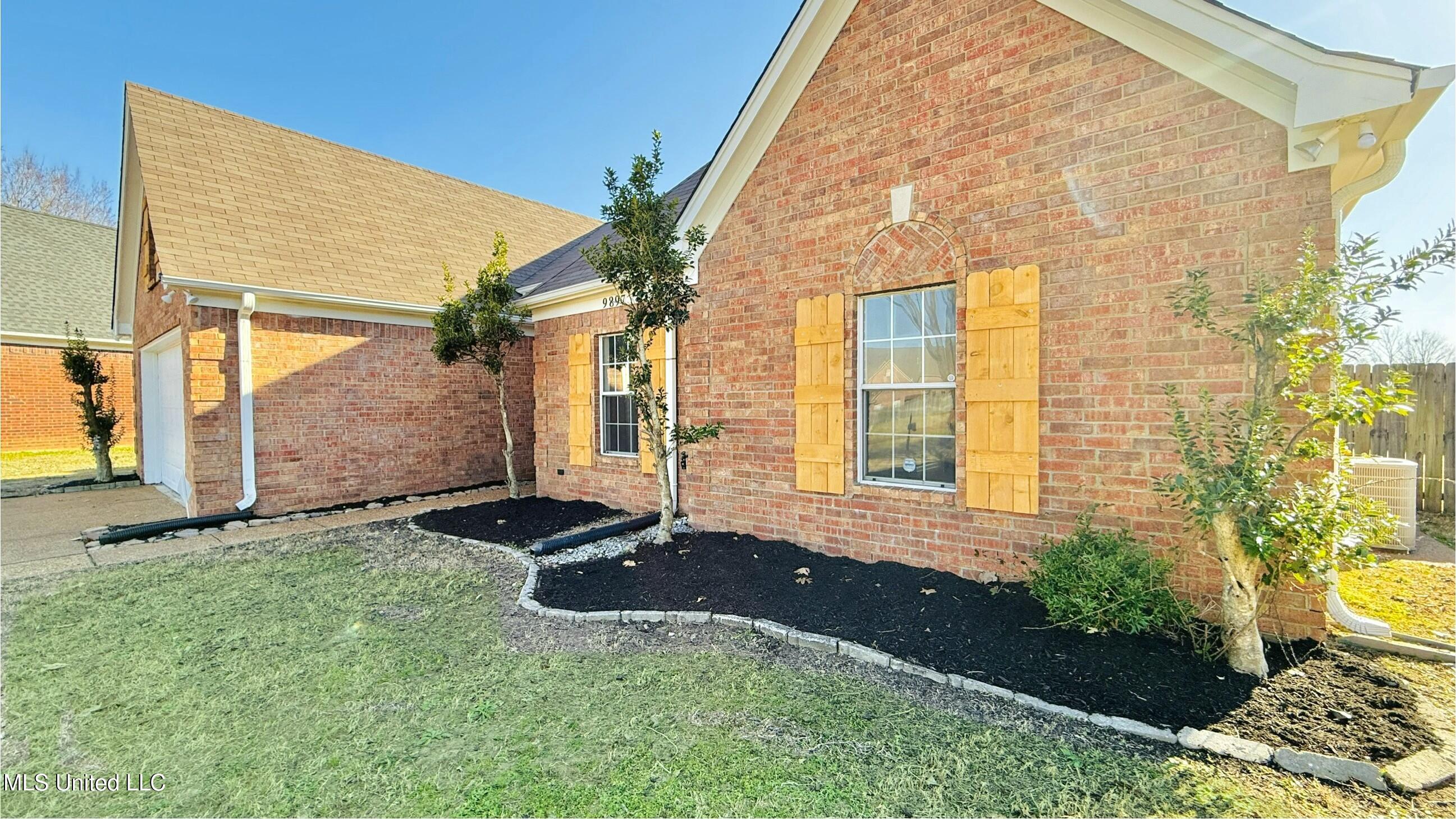 9897 Conrad Dr Drive, Olive Branch, Mississippi image 3