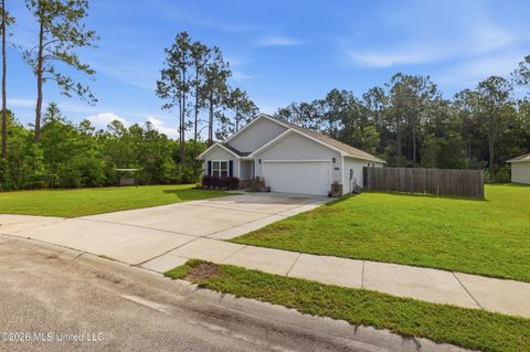 Homes For Sale - 10065 Willow Leaf Drive<br/> Gulfport, MS 39503