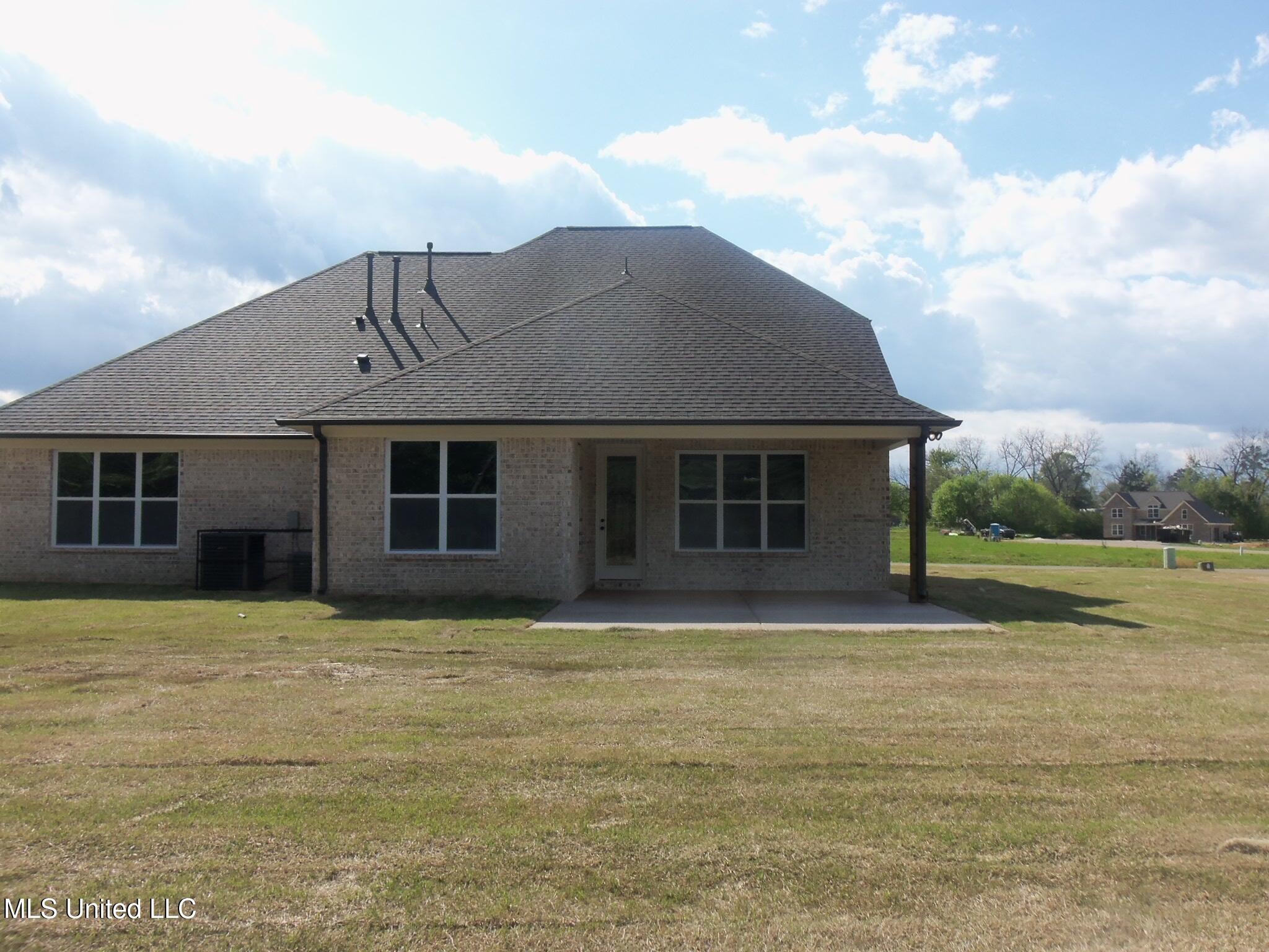 3368 Blooming Grove Road, Olive Branch, Mississippi image 4