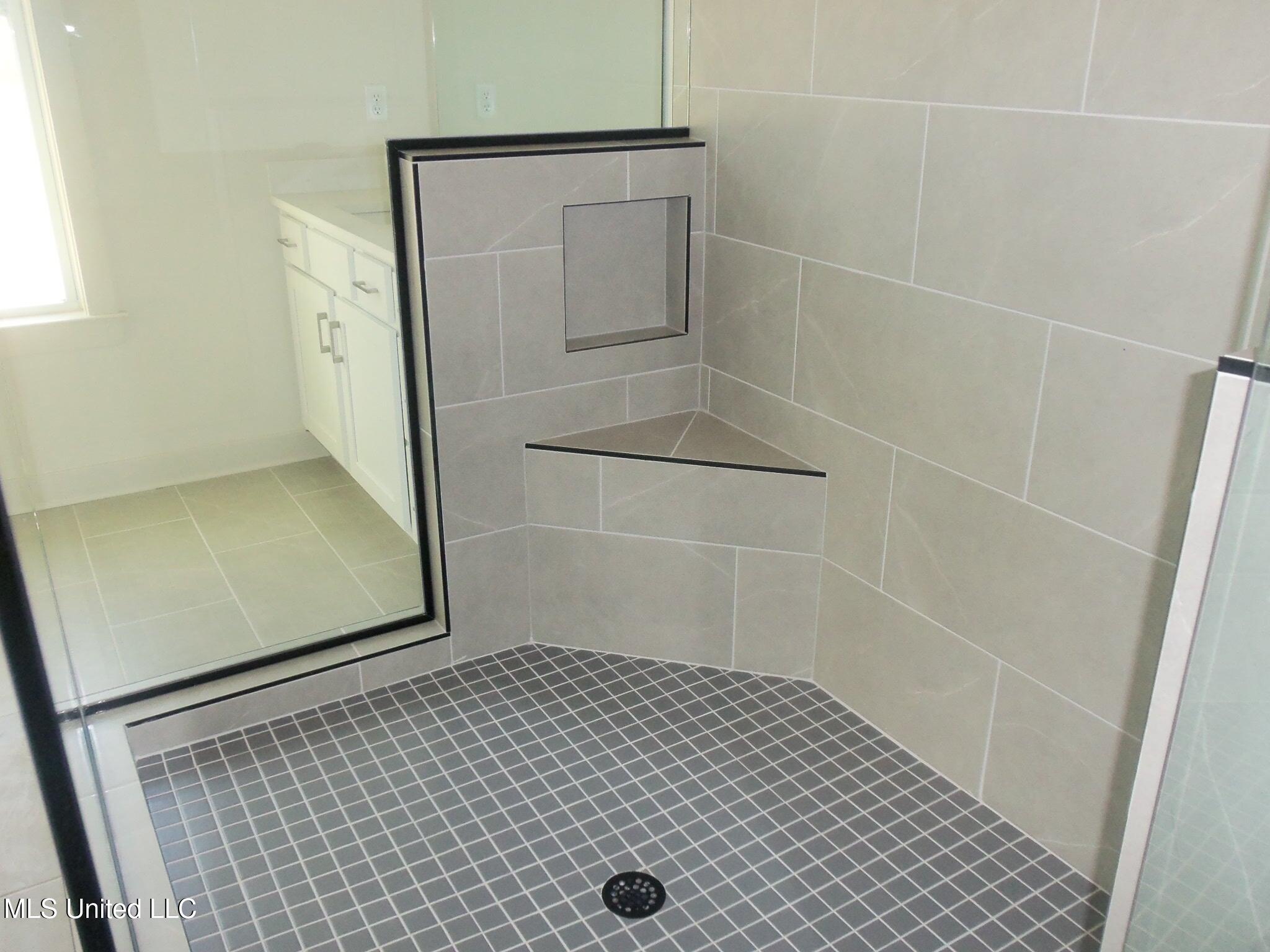 3368 Blooming Grove Road, Olive Branch, Mississippi image 21