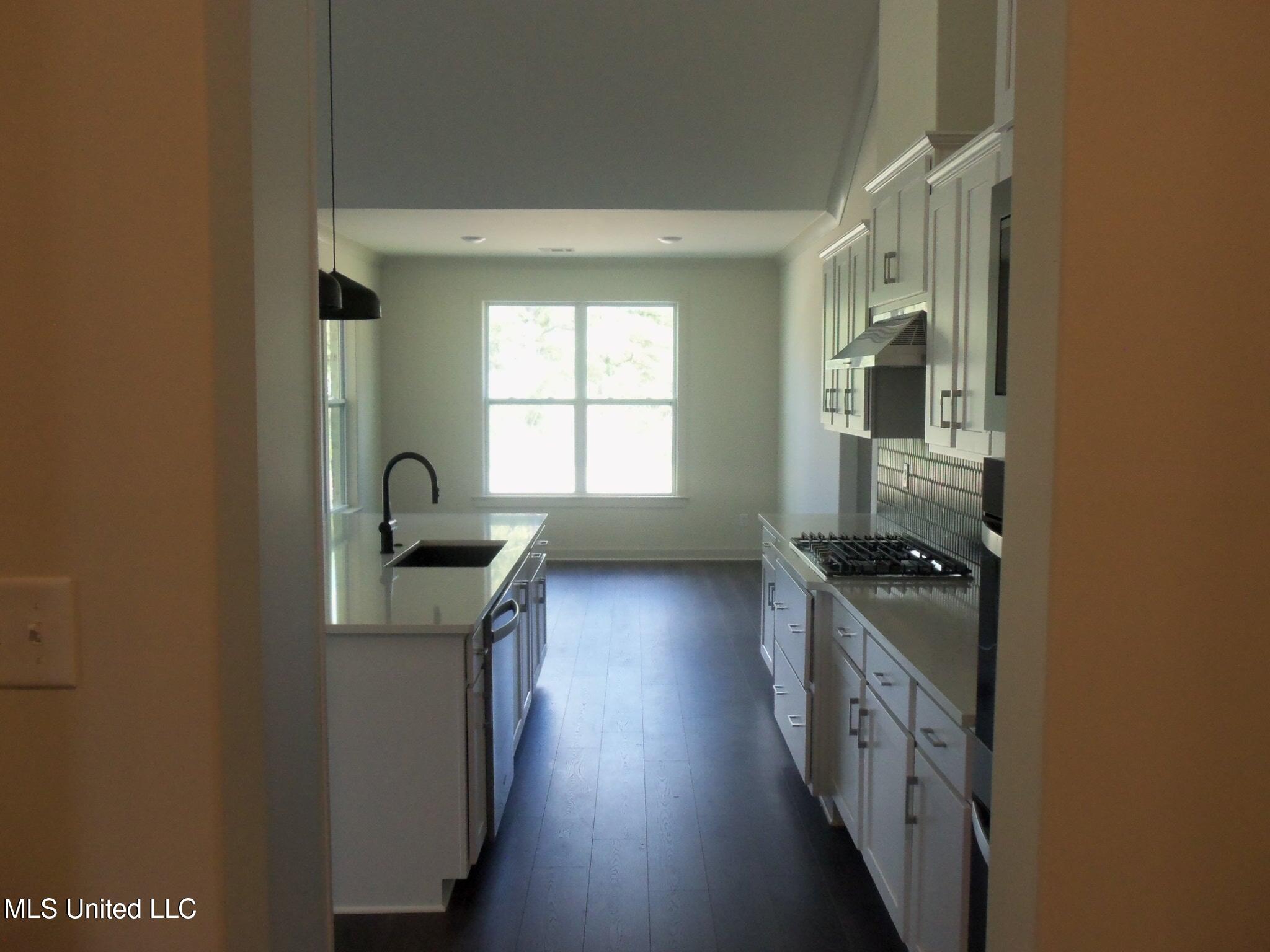 3368 Blooming Grove Road, Olive Branch, Mississippi image 14