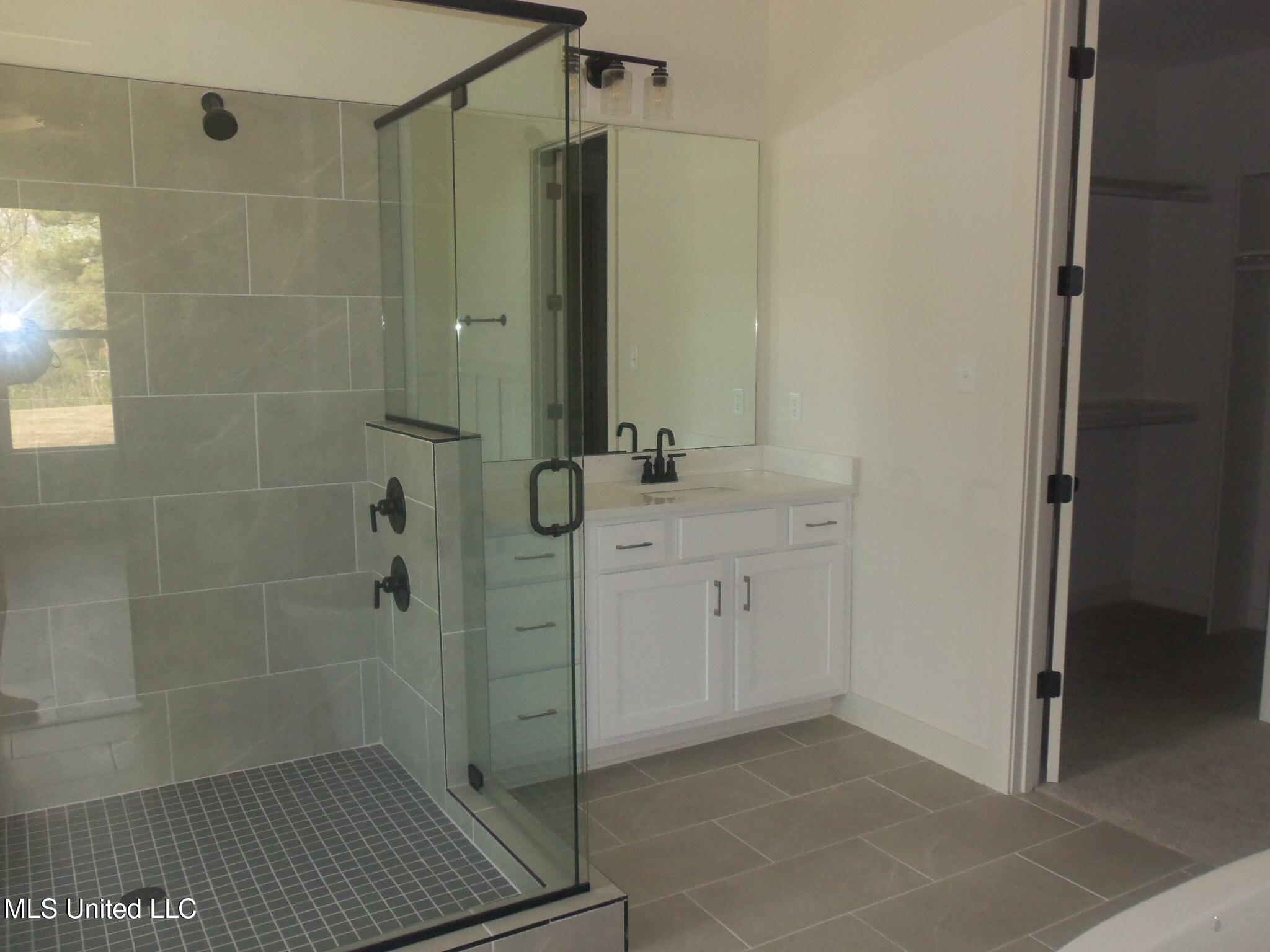 3368 Blooming Grove Road, Olive Branch, Mississippi image 23