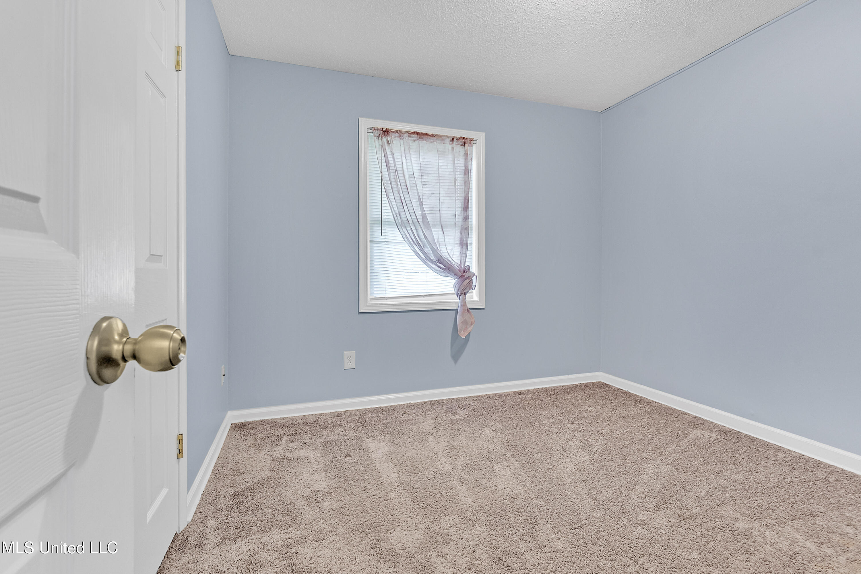 6830 Embassy Circle, Horn Lake, Mississippi image 16