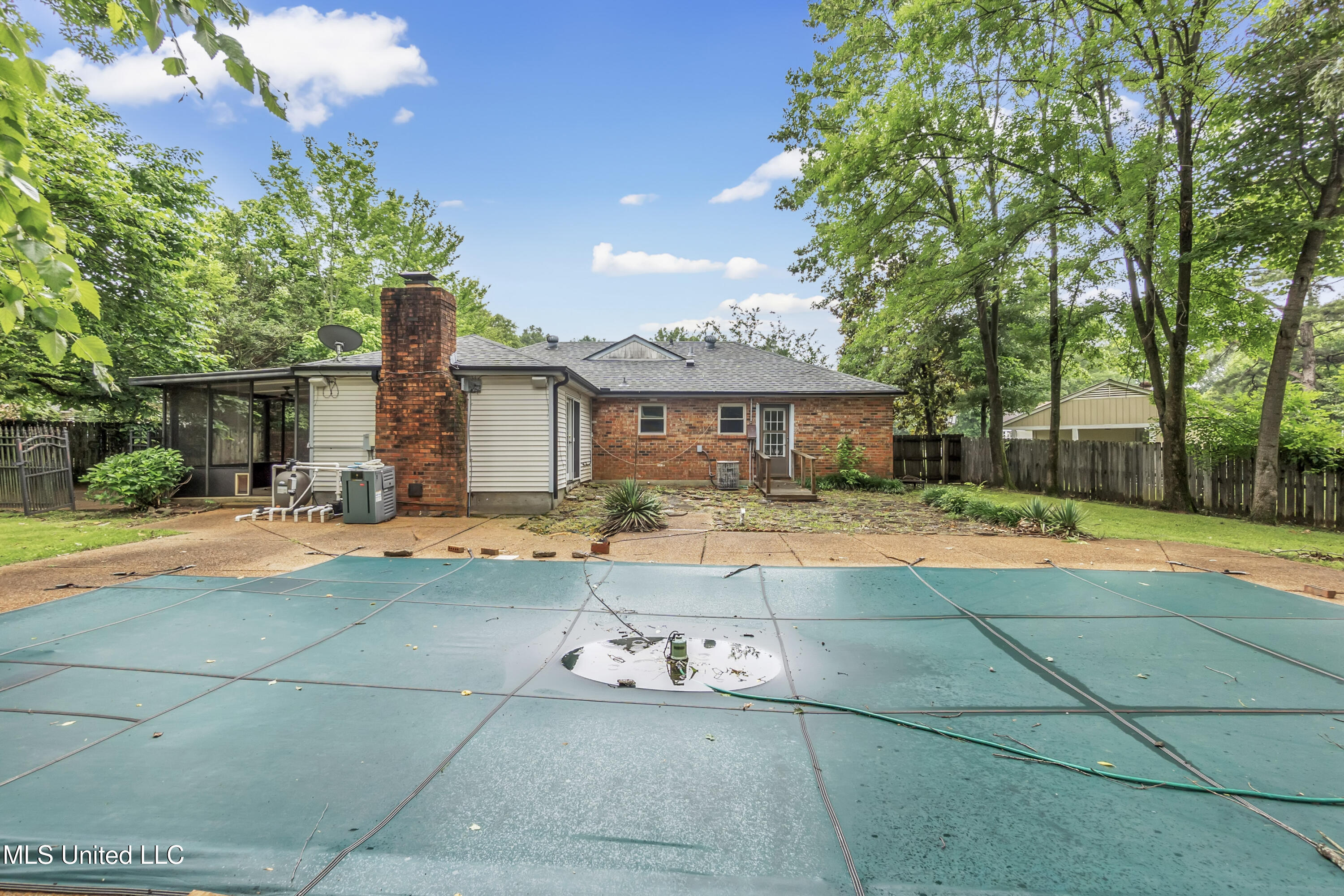 6830 Embassy Circle, Horn Lake, Mississippi image 4