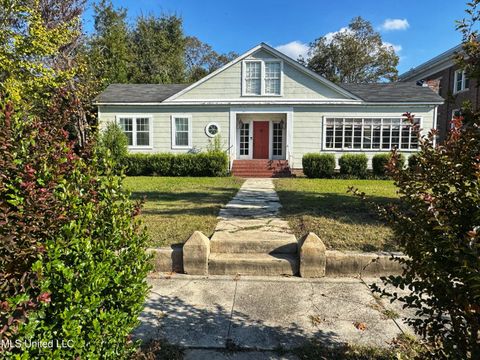 Homes For Sale - 118 N Cassidy Street<br/> Tallahatchie County, Sumner, MS 38957