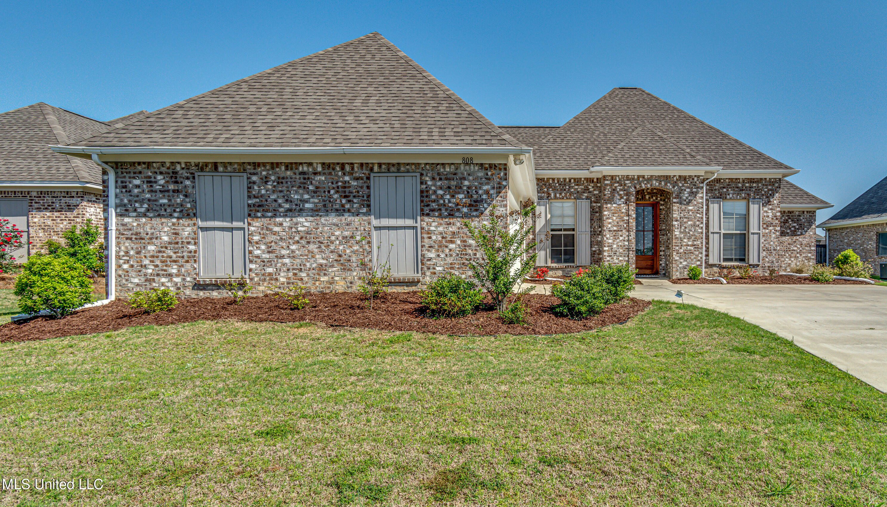 808 Glenwild Circle Circle, Canton, Mississippi image 1