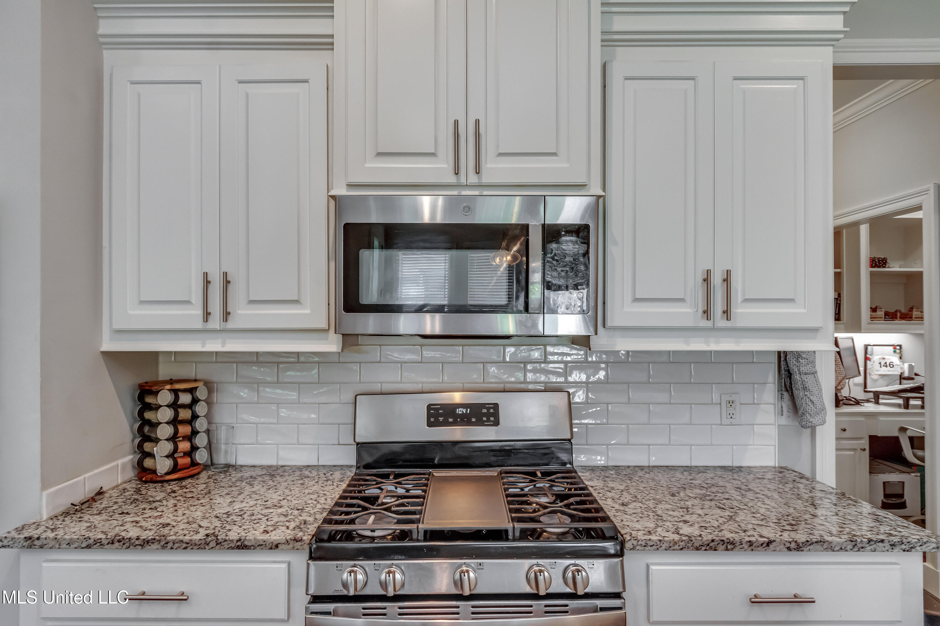 808 Glenwild Circle Circle, Canton, Mississippi image 14