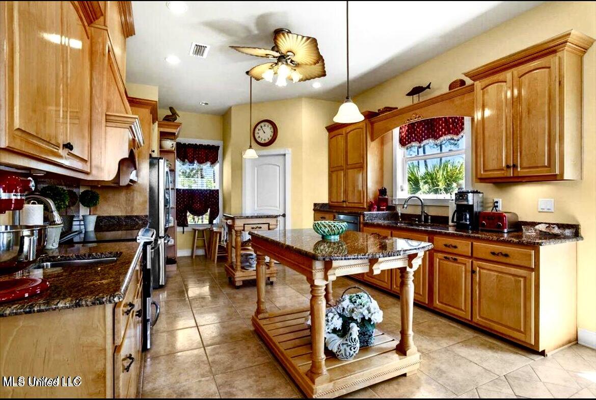 6301 Mary Mahoney Drive, Ocean Springs, Mississippi image 25
