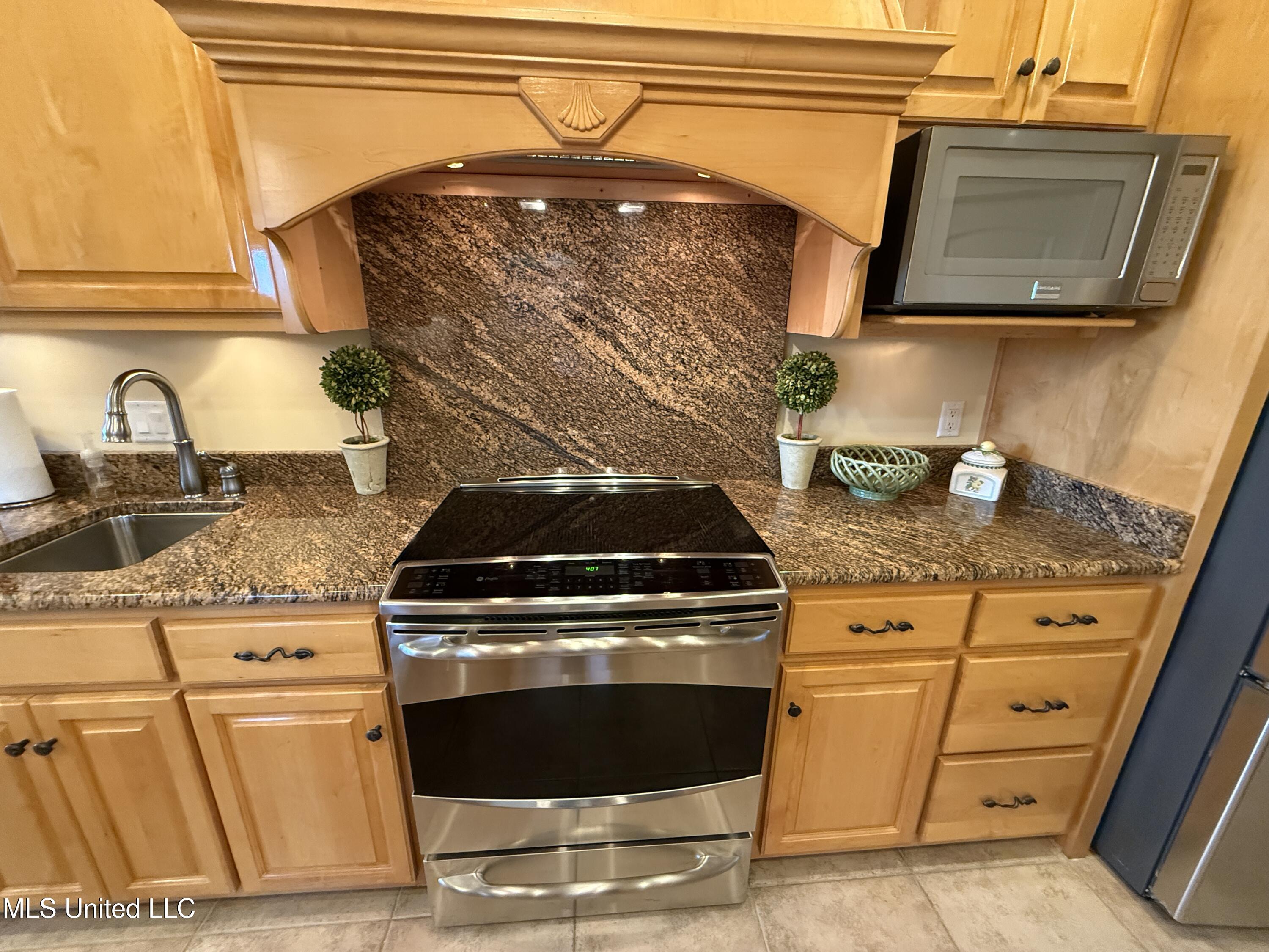 6301 Mary Mahoney Drive, Ocean Springs, Mississippi image 35