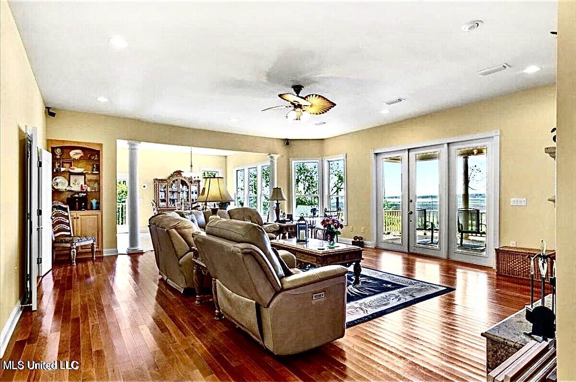 6301 Mary Mahoney Drive, Ocean Springs, Mississippi image 20