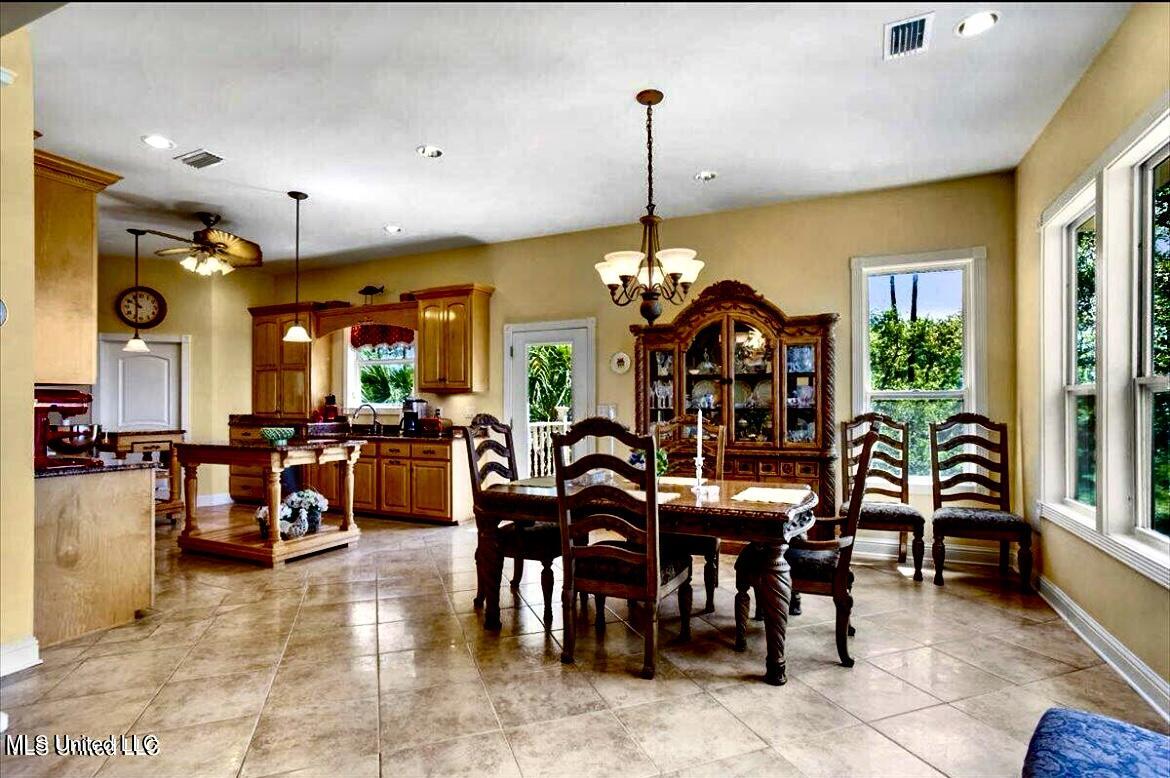 6301 Mary Mahoney Drive, Ocean Springs, Mississippi image 23