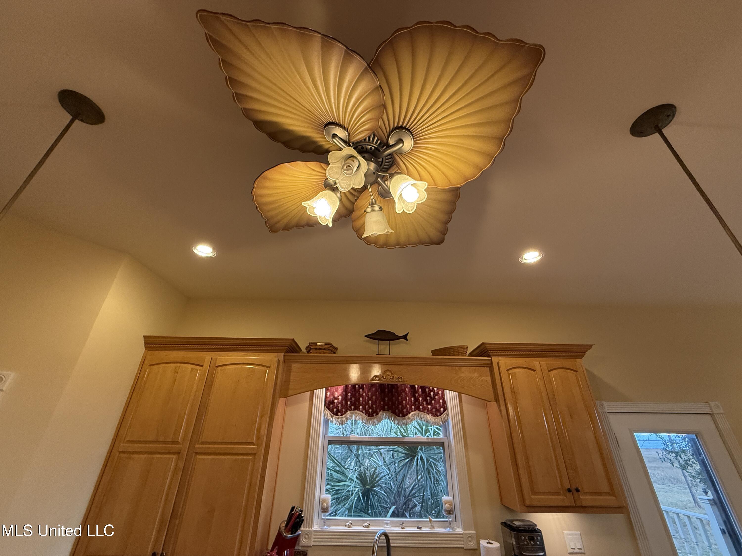 6301 Mary Mahoney Drive, Ocean Springs, Mississippi image 39